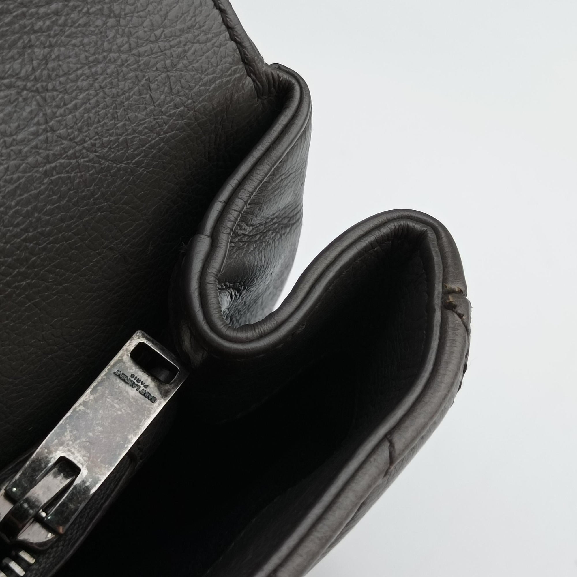 Pre-owned Yves Saint Laurent COLLEGE Grey Leather 428056 shoulderbag | stylenewstar