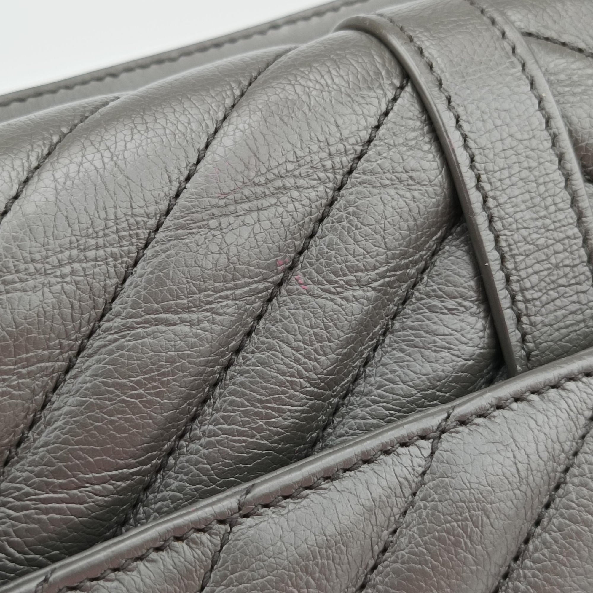 Pre-owned Yves Saint Laurent COLLEGE Grey Leather 428056 shoulderbag | stylenewstar
