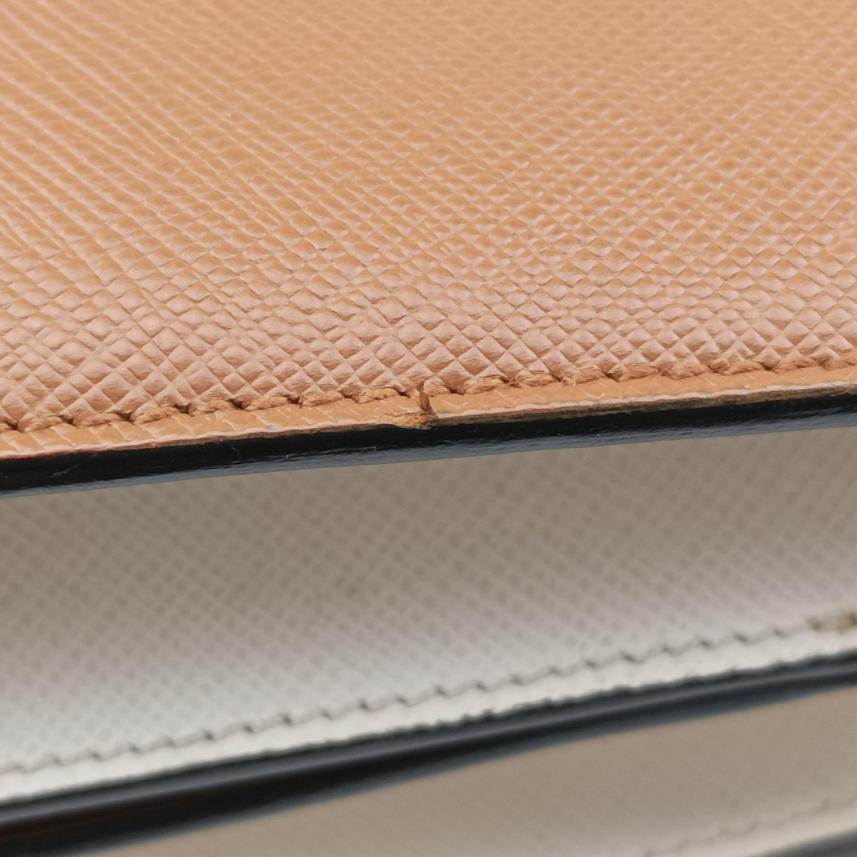 Pre-owned Prada Bicolor Box Brown×White Saffiano Leather  shoulderbag | stylenewstar