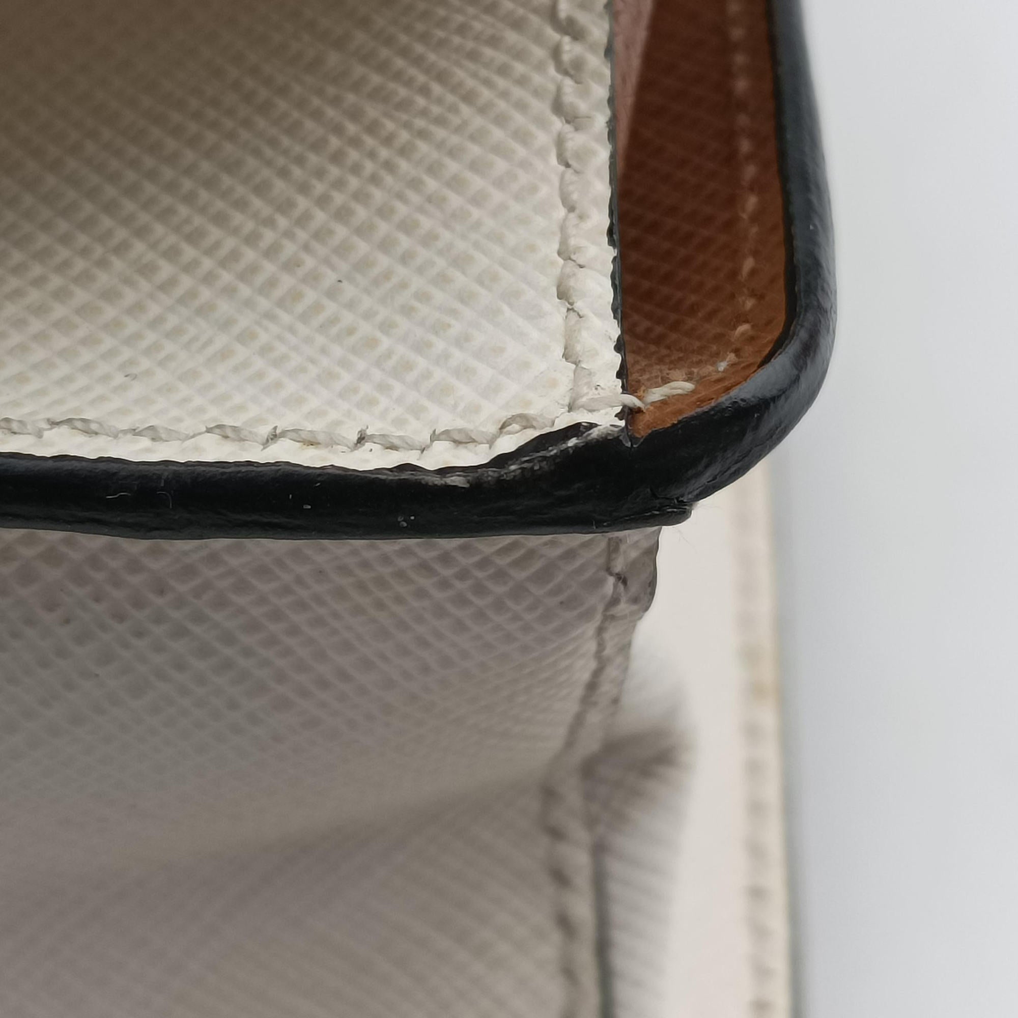Pre-owned Prada Bicolor Box Brown×White Saffiano Leather  shoulderbag | stylenewstar