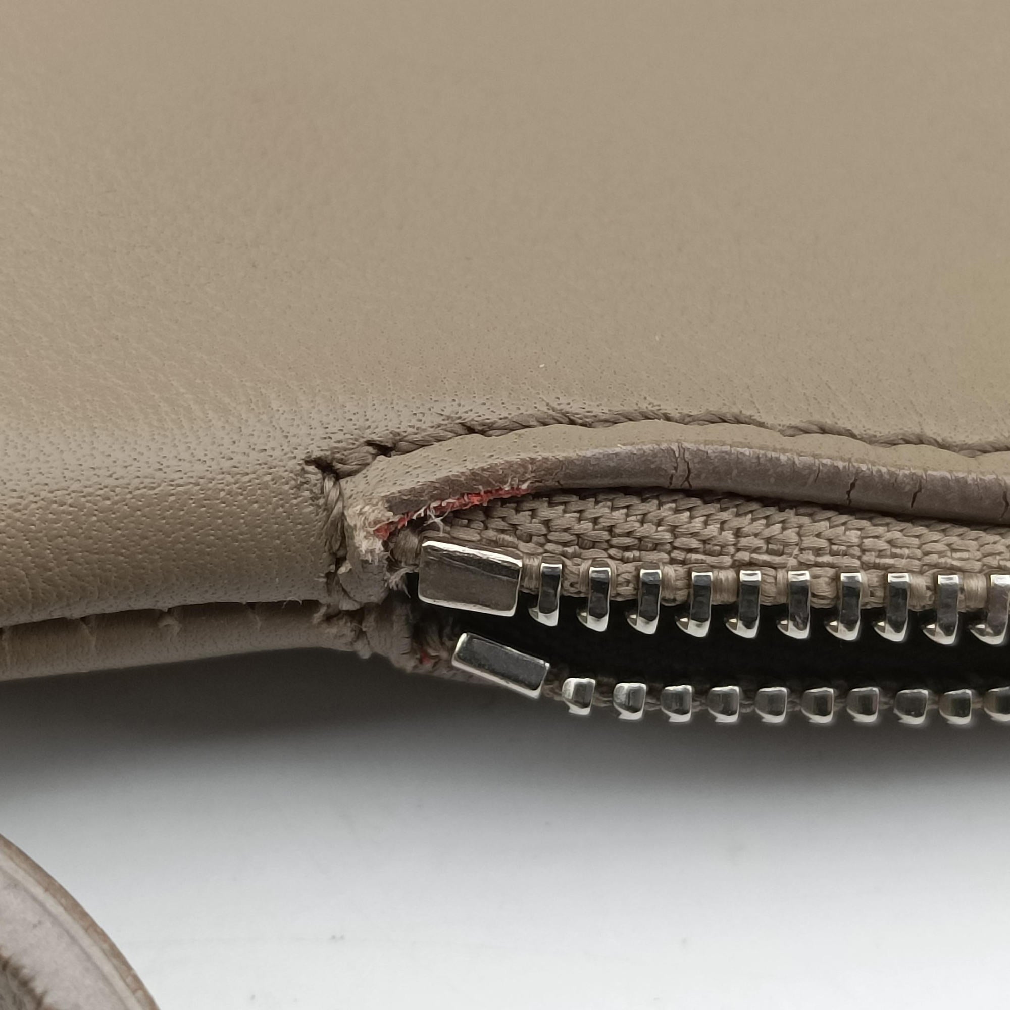 Vintage Celine Fortune cookie khaki Leather  shoulderbag | stylenewstar