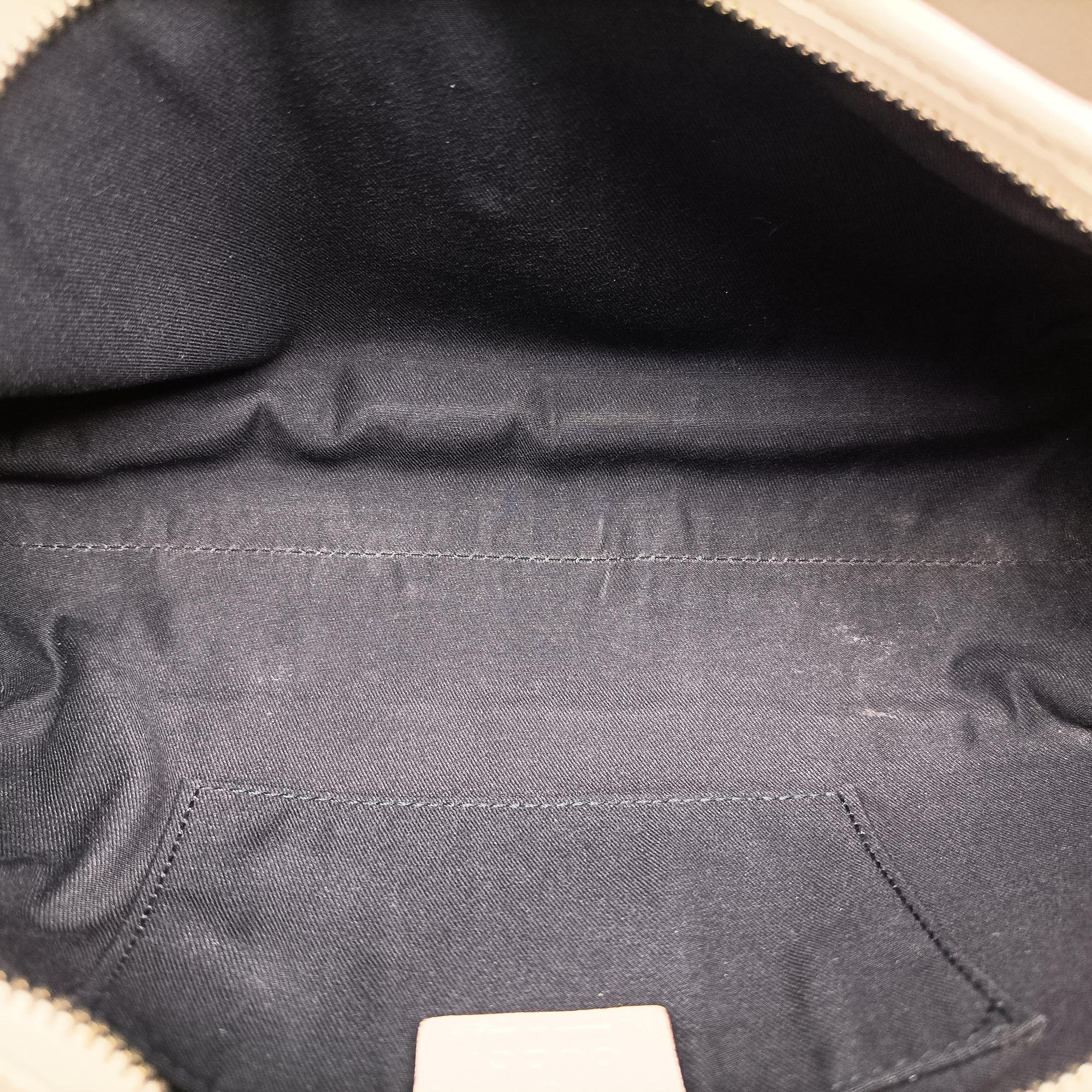 Pre-owned Gucci Abbey White Leather 130989 handbag | stylenewstar