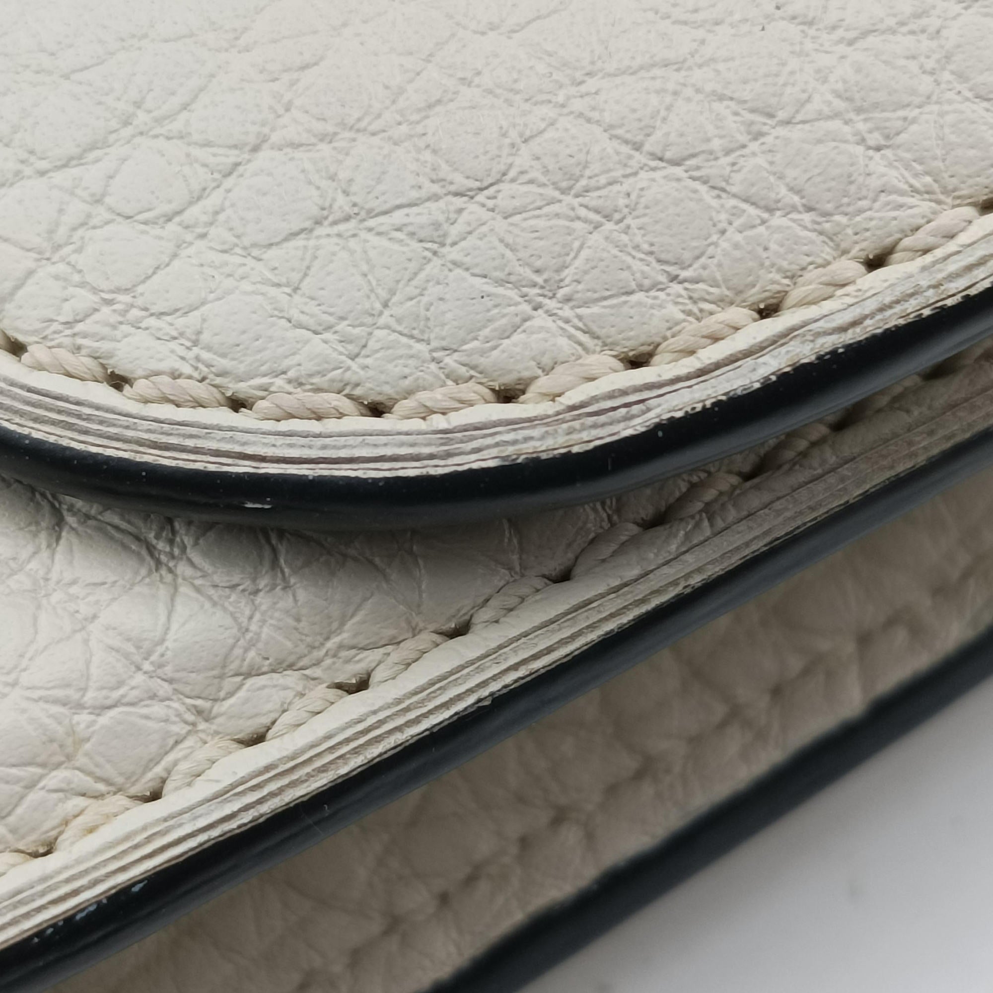 Pre-owned Valentino Rockstud Glam Lock White Leather  shoulderbag | stylenewstar