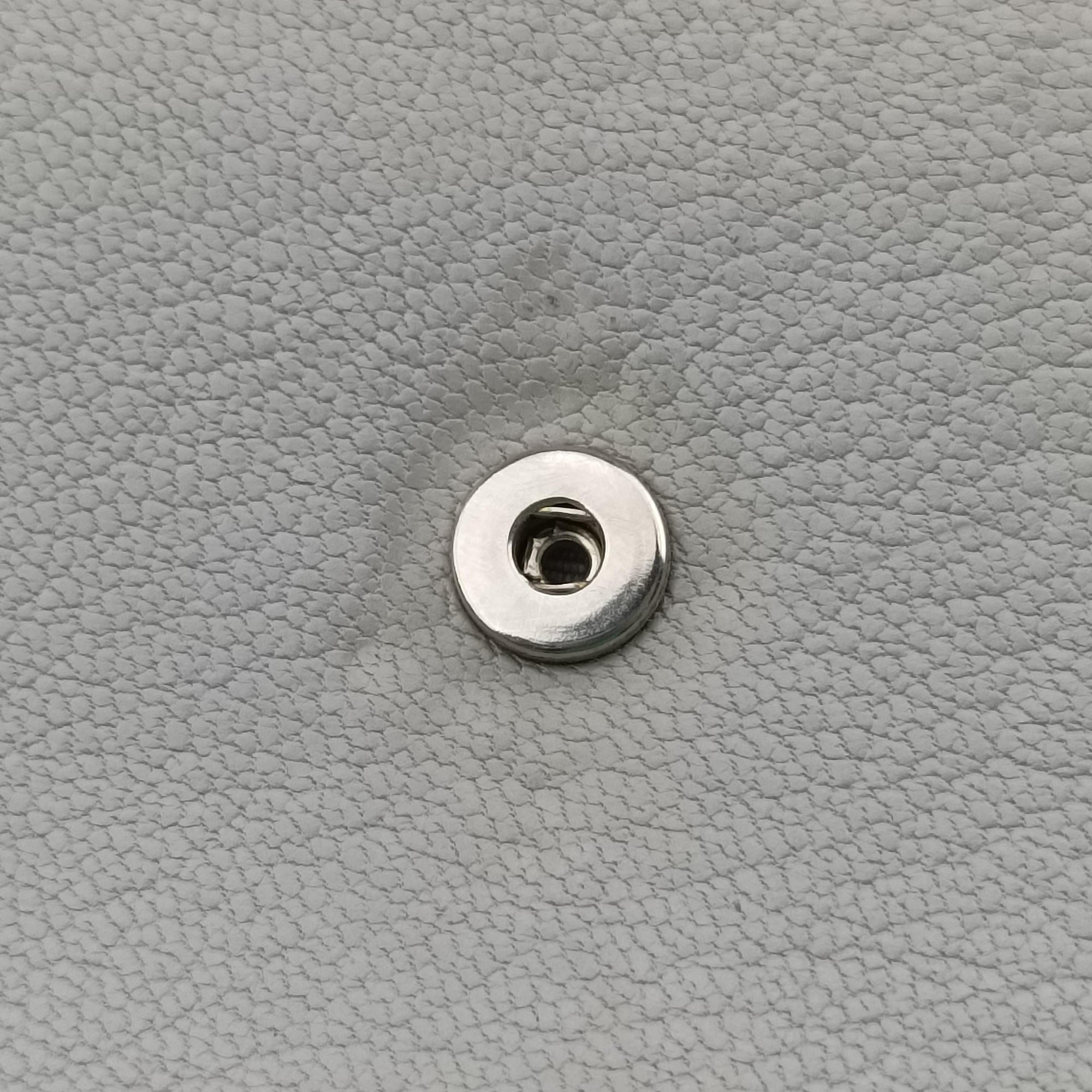 Vintage Givenchy Logo Chain Grey Leather  shoulderbag | stylenewstar