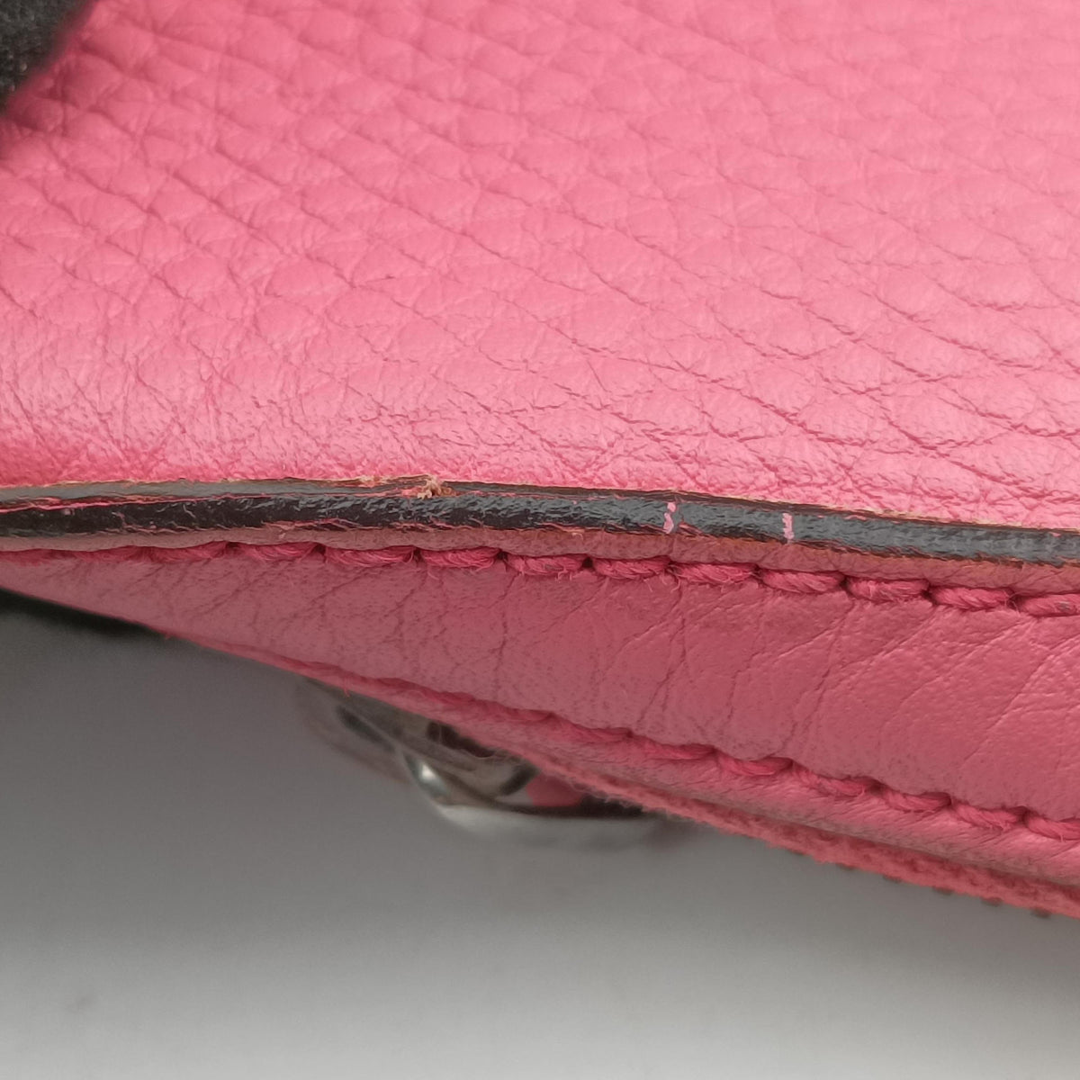 Pre-owned Gucci Microguccissima dome Pink Leather 341504 shoulderbag | stylenewstar