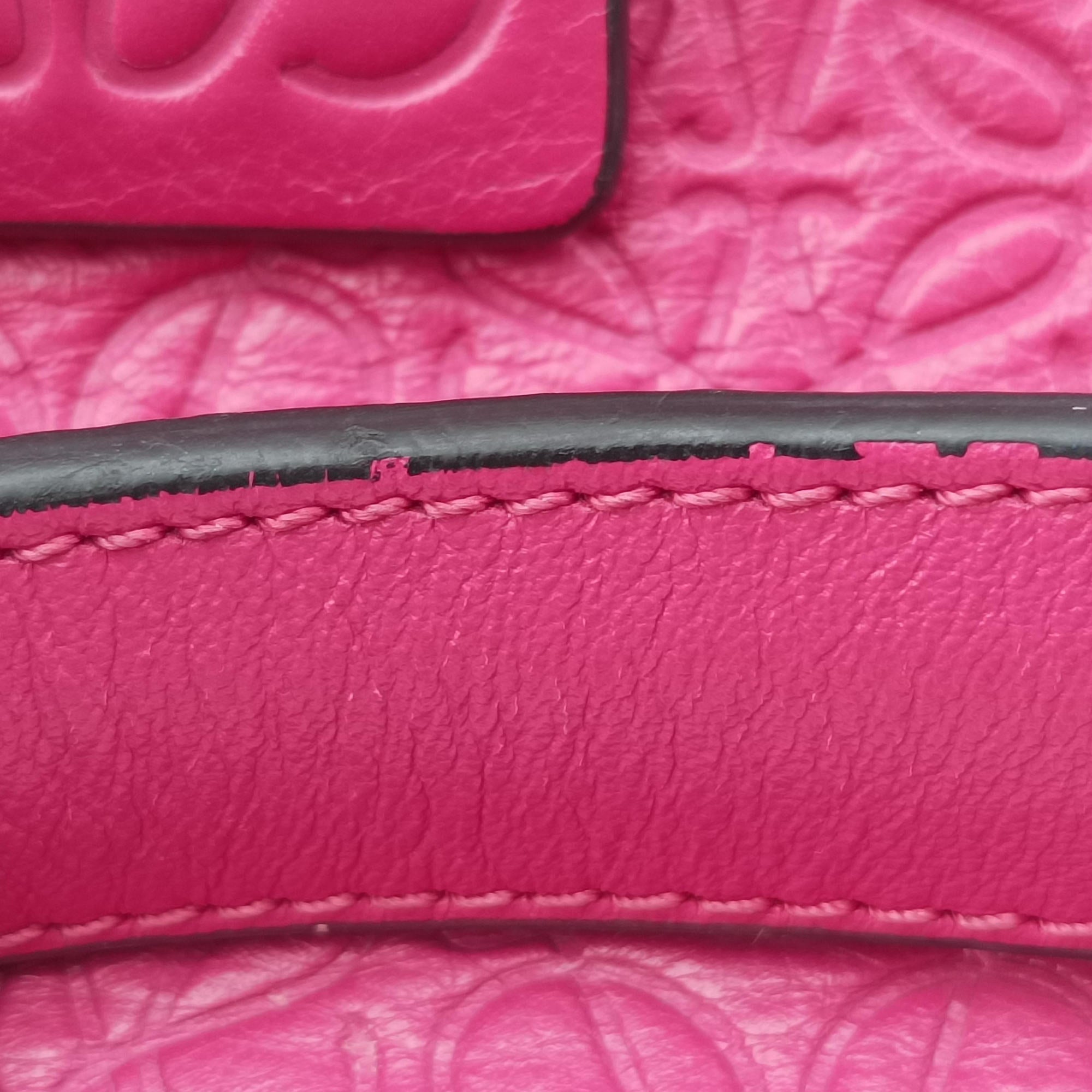 Pre-owned Loewe Avenue Rose Leather  shoulderbag | stylenewstar