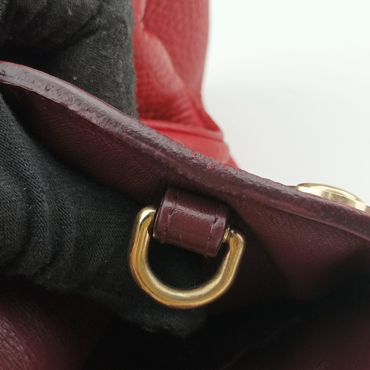 Pre-owned Christian Dior Diorissimo Red Leather  shoulderbag | stylenewstar