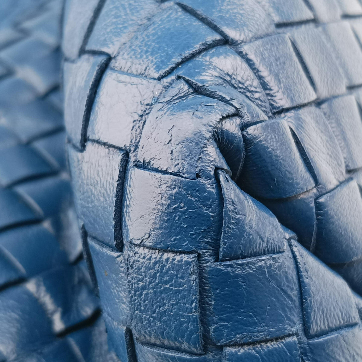 Pre-owned Bottega Veneta Garuda Intrecciato Blue lambskin 179320 handbag | stylenewstar