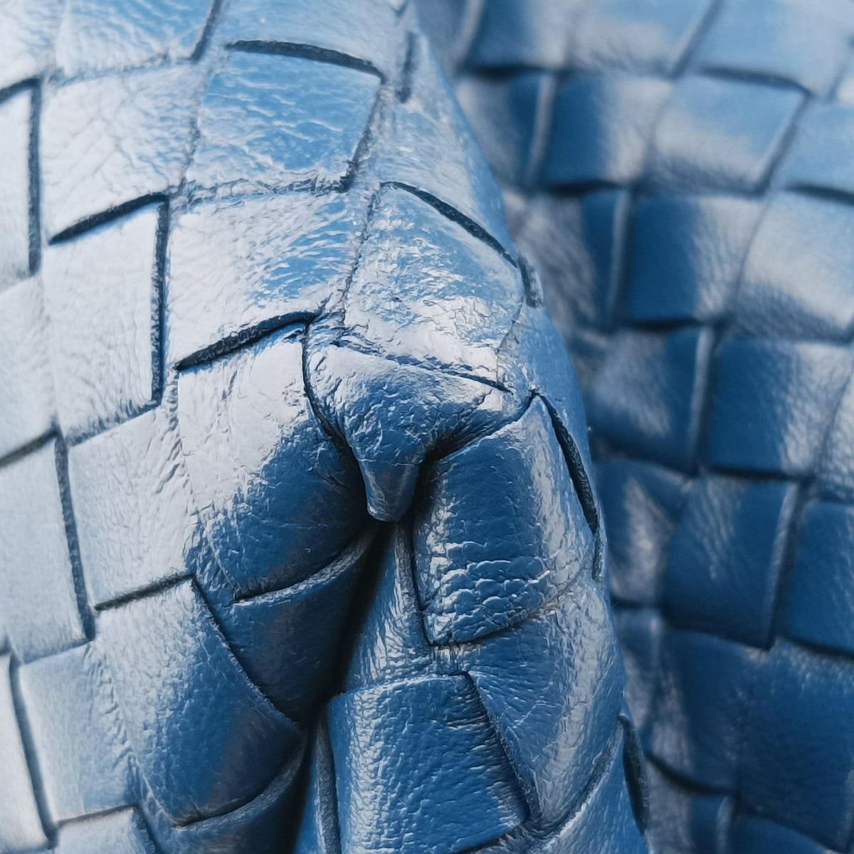 Pre-owned Bottega Veneta Garuda Intrecciato Blue lambskin 179320 handbag | stylenewstar