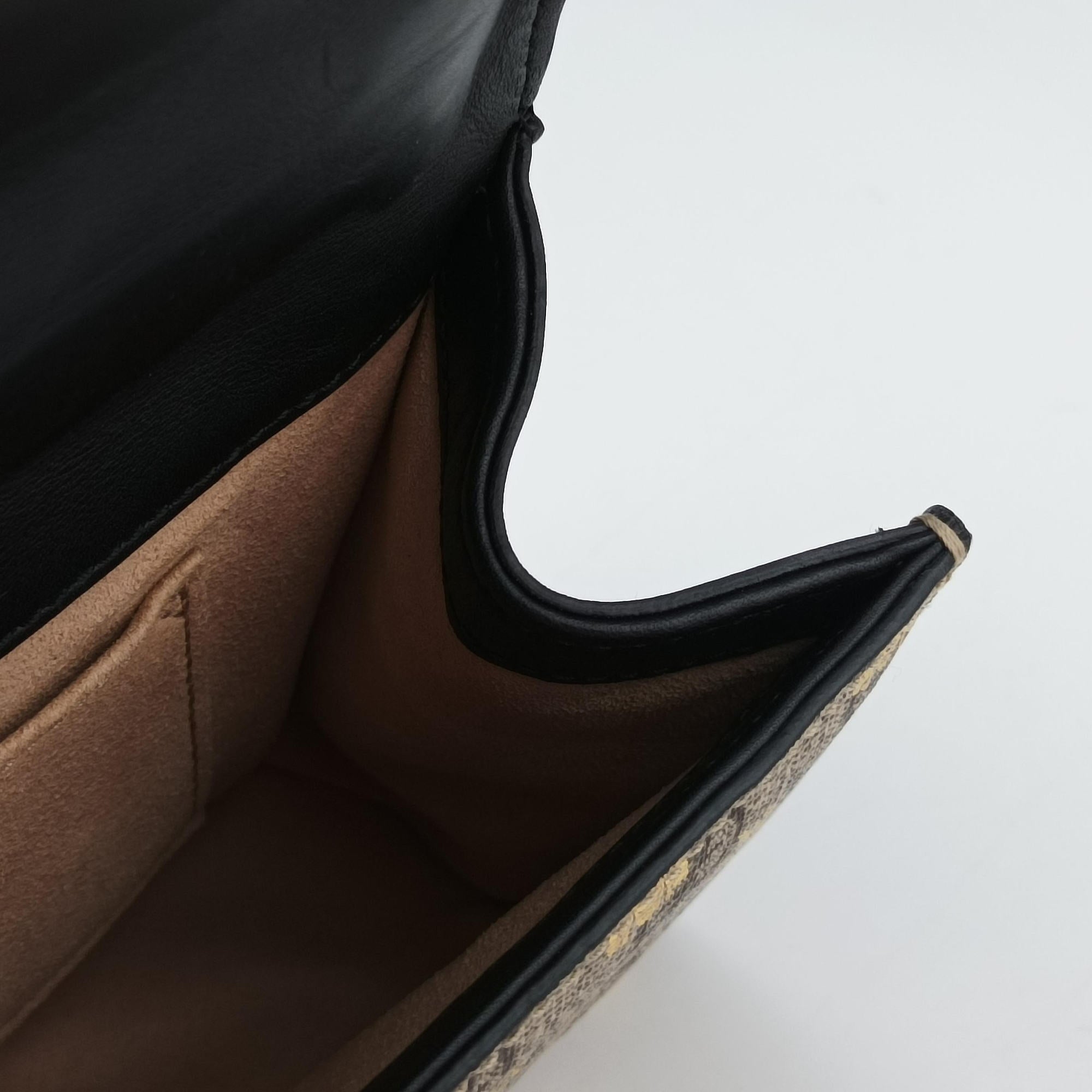 Pre-owned Gucci Padlock Brown PVC coated canvas×leather 409487 shoulderbag | stylenewstar
