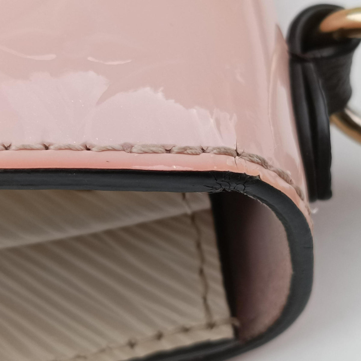 Pre-owned Louis Vuitton Spring Street PM pink Vernis M90468 shoulderbag | stylenewstar
