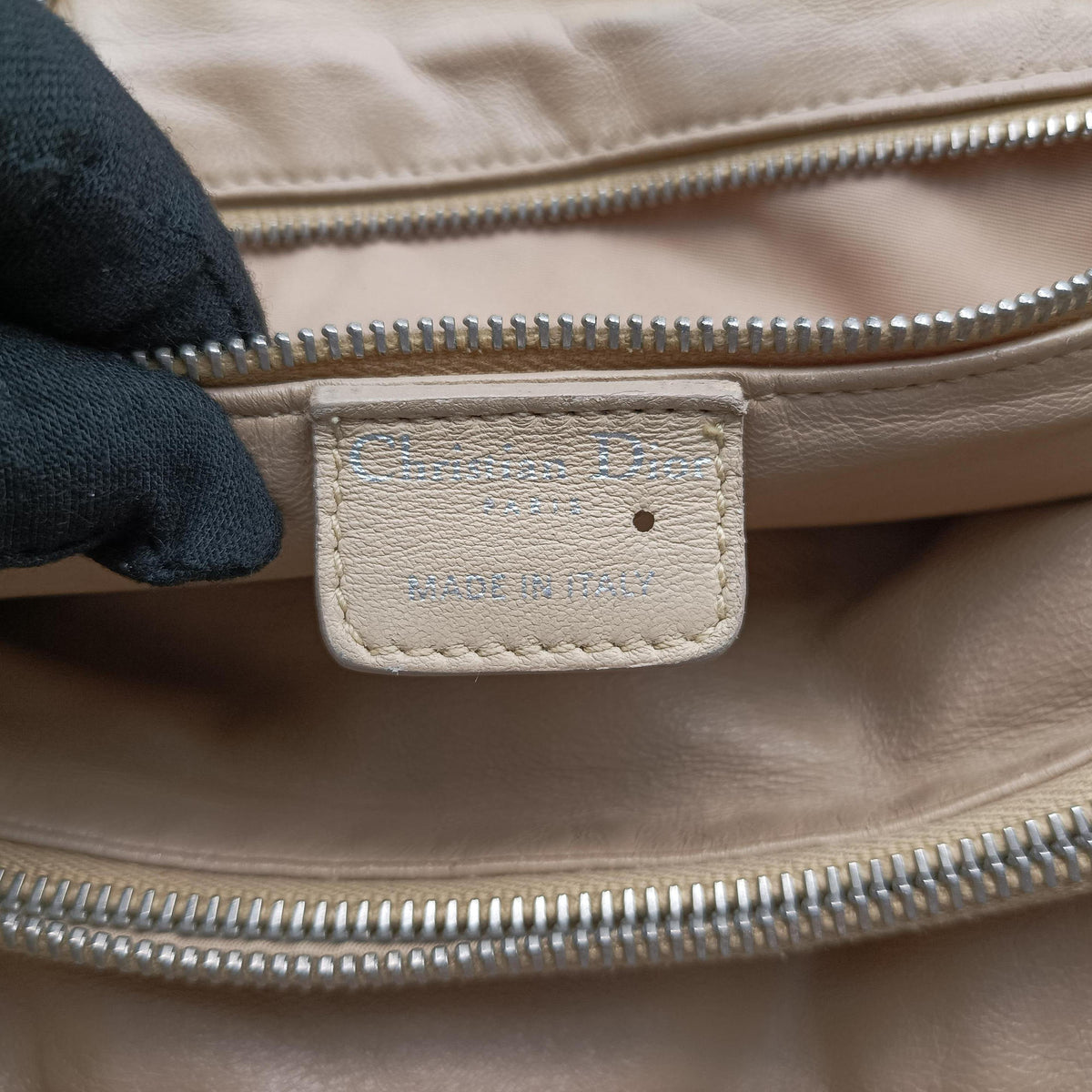 Secondhand Christian Dior Lady Dior Avenue Tote Beige lambskin  handbag | stylenewstar