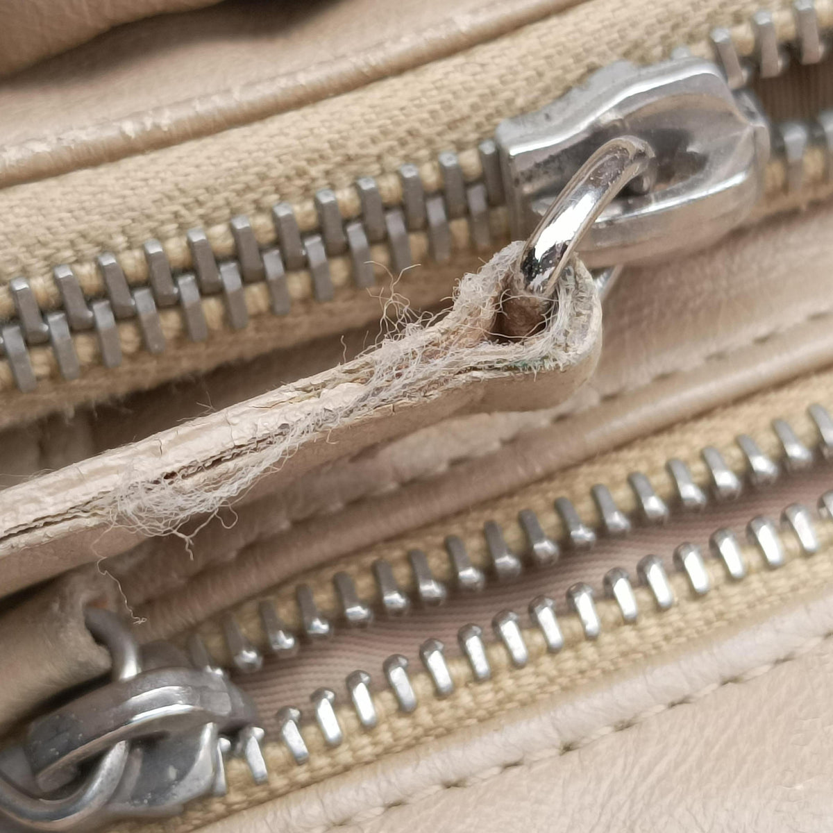 Secondhand Christian Dior Lady Dior Avenue Tote Beige lambskin  handbag | stylenewstar