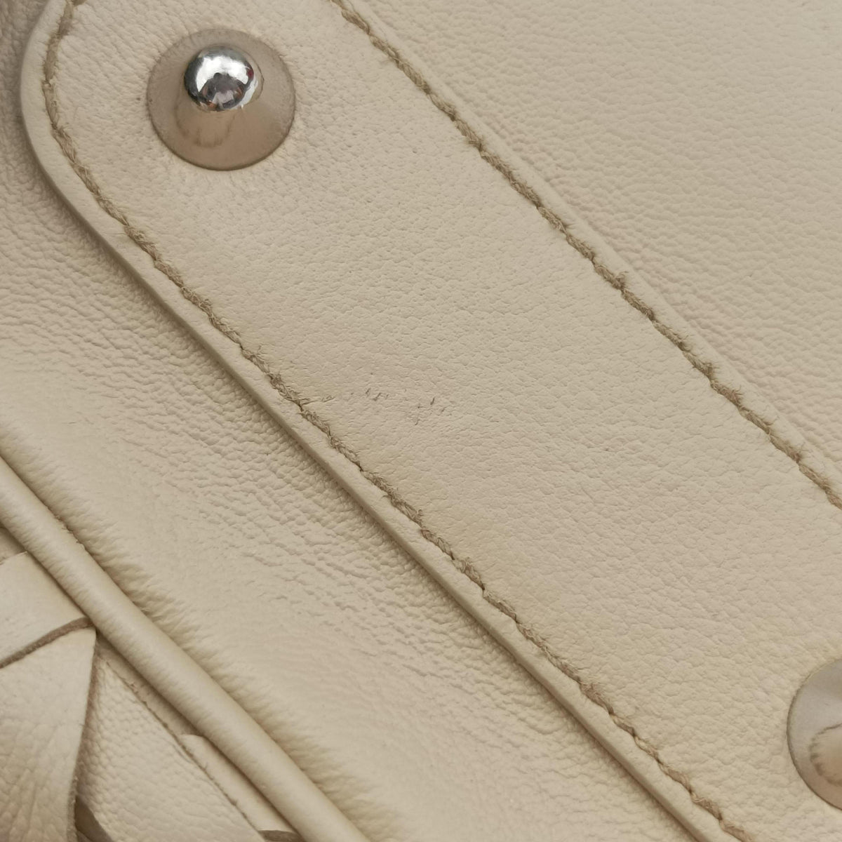 Secondhand Christian Dior Lady Dior Avenue Tote Beige lambskin  handbag | stylenewstar