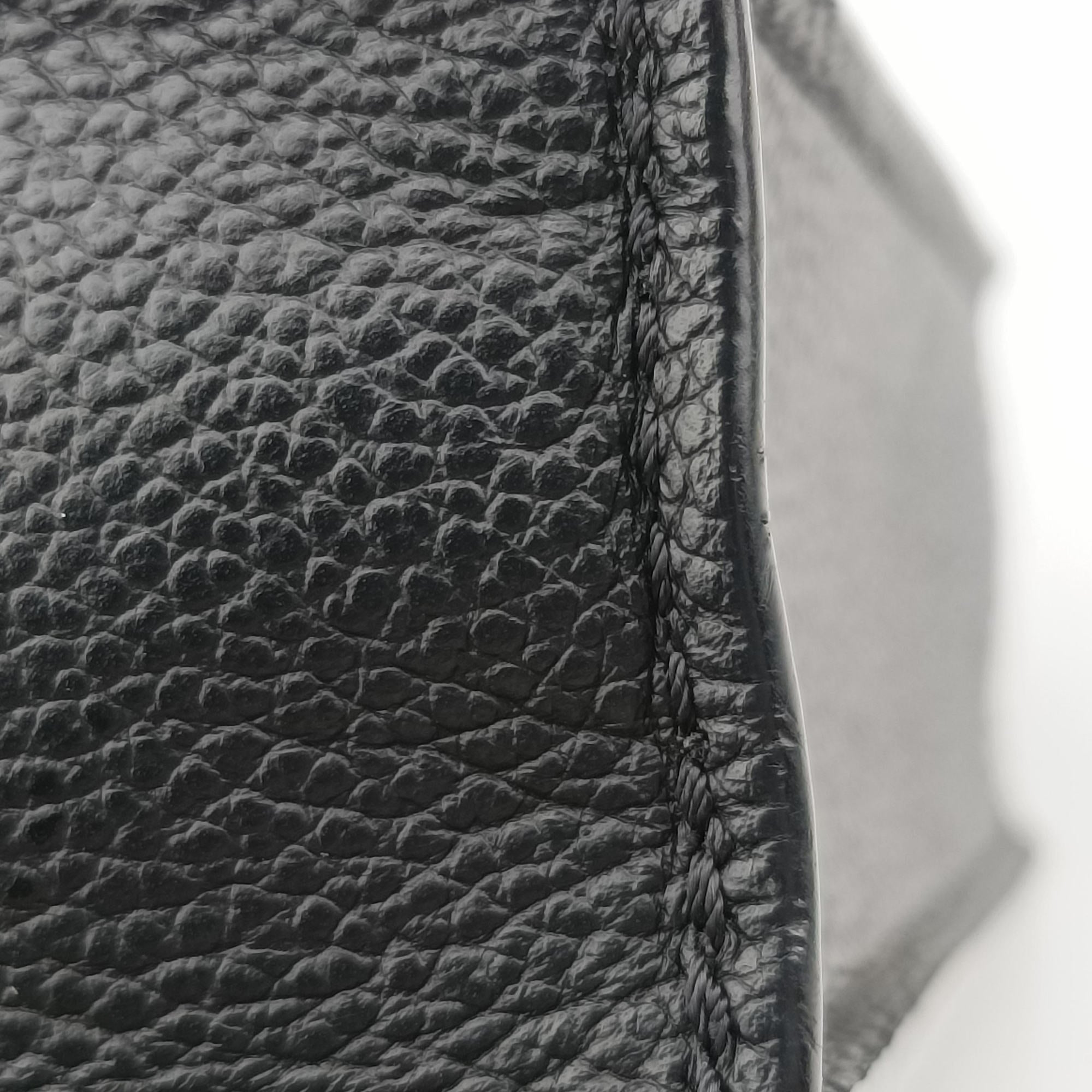 Pre-owned Louis Vuitton Petite Sac Plat Noir Monogram Empreinte M81417 handbag | stylenewstar