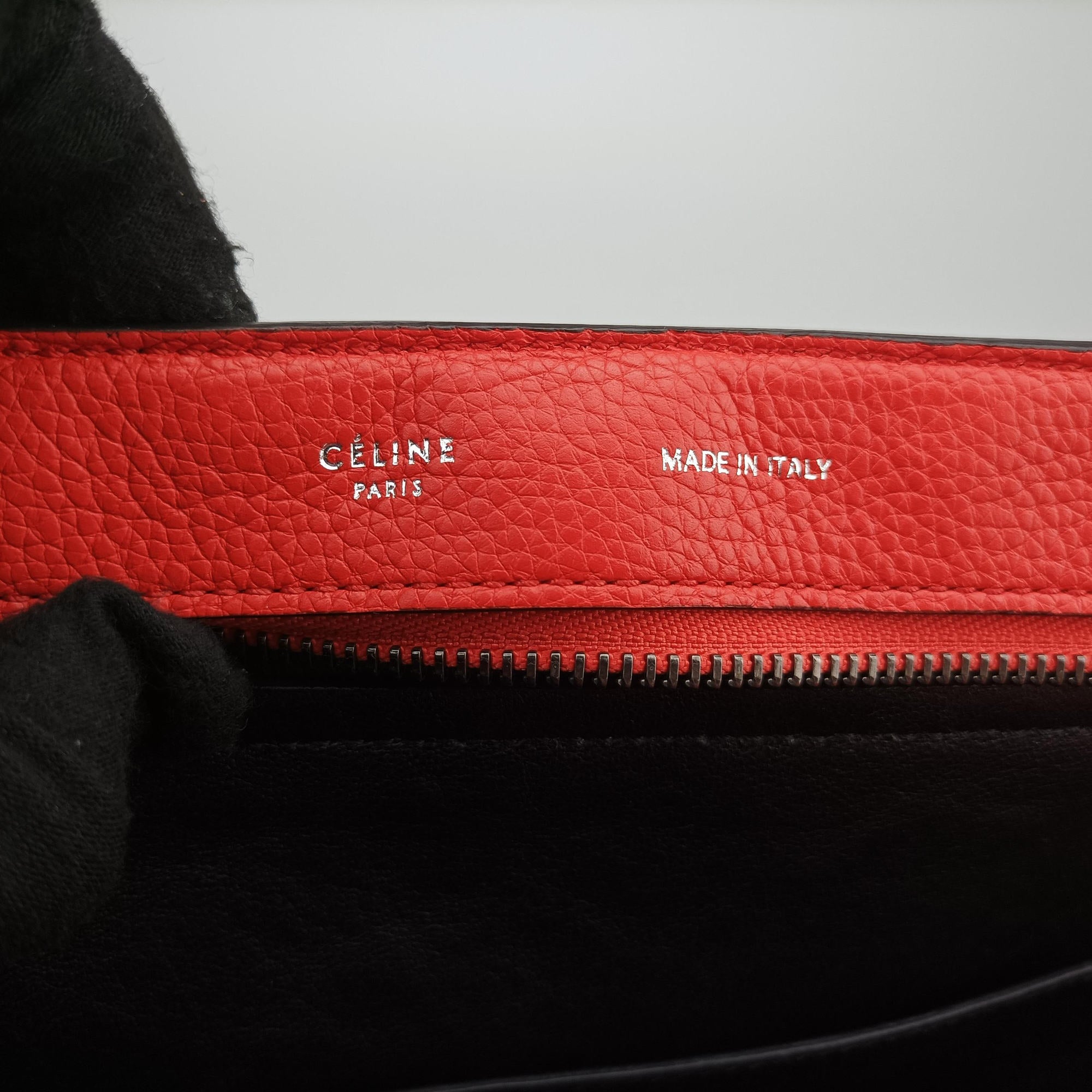 Secondhand Celine Trapeze Orange Suede×leather  shoulderbag | stylenewstar