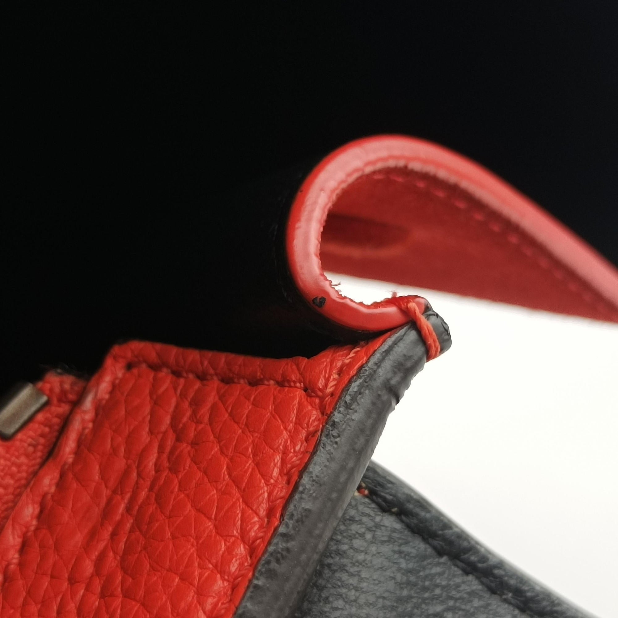 Secondhand Celine Trapeze Orange Suede×leather  shoulderbag | stylenewstar