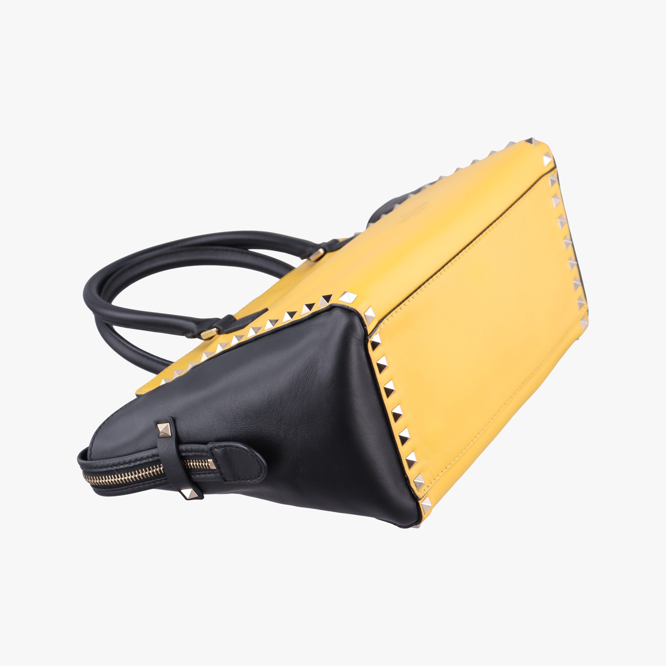 Vintage Valentino Rockstud Yellow × Black Leather  shoulderbag | stylenewstar