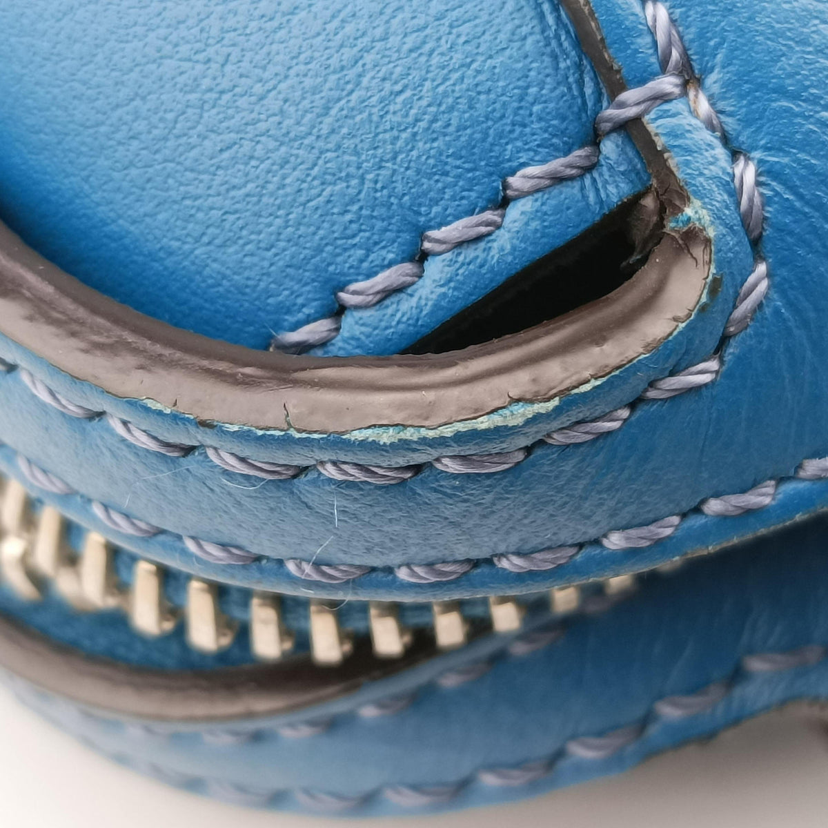 Pre-owned Fendi Dotcom Blue Leather 8BN293 shoulderbag | stylenewstar