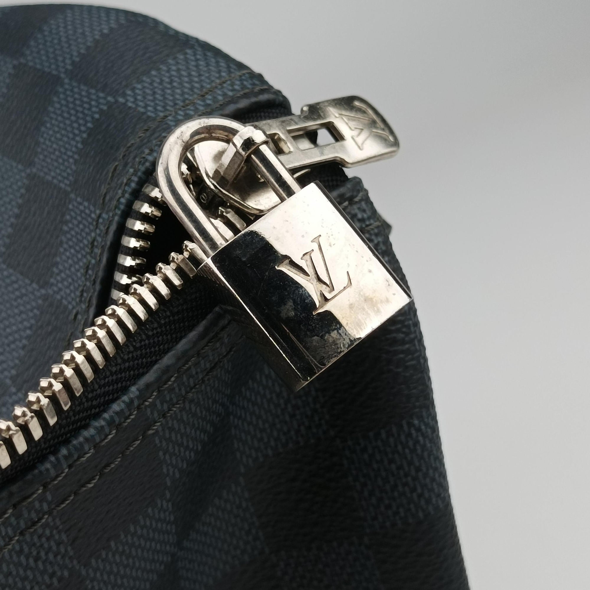 Pre-owned Louis Vuitton Keepall Bandouliere 45 Noir Damier Graphite N40166 bostonbag | stylenewstar