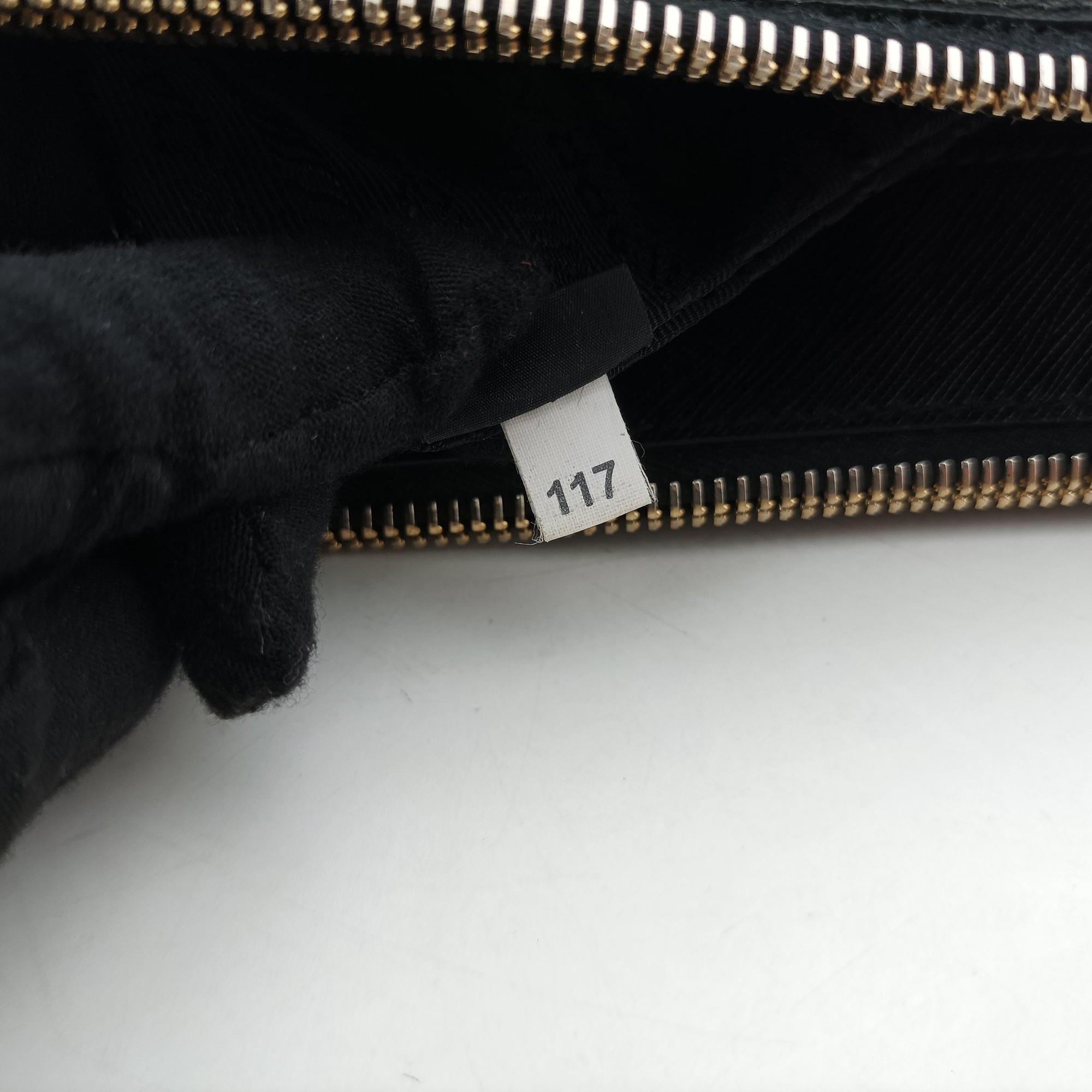 Pre-owned Prada Galleria Black SAFFIANO　Leather BN1802 shoulderbag | stylenewstar