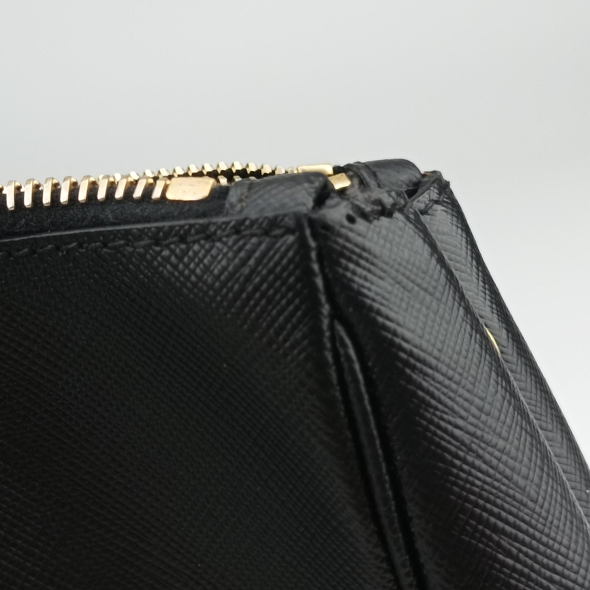Pre-owned Prada Galleria Black SAFFIANO　Leather BN1802 shoulderbag | stylenewstar