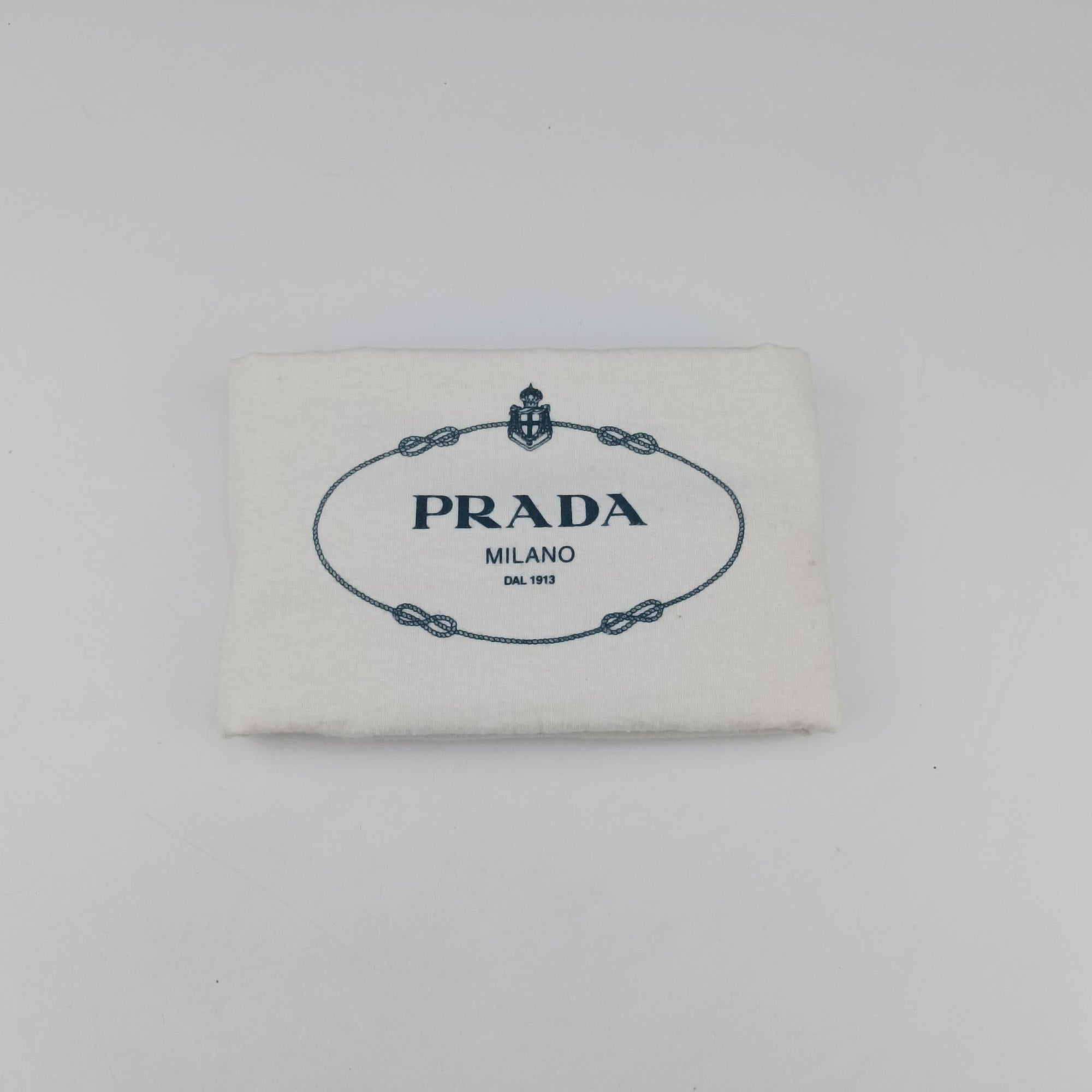 Pre-owned Prada Galleria Black SAFFIANO　Leather BN1802 shoulderbag | stylenewstar