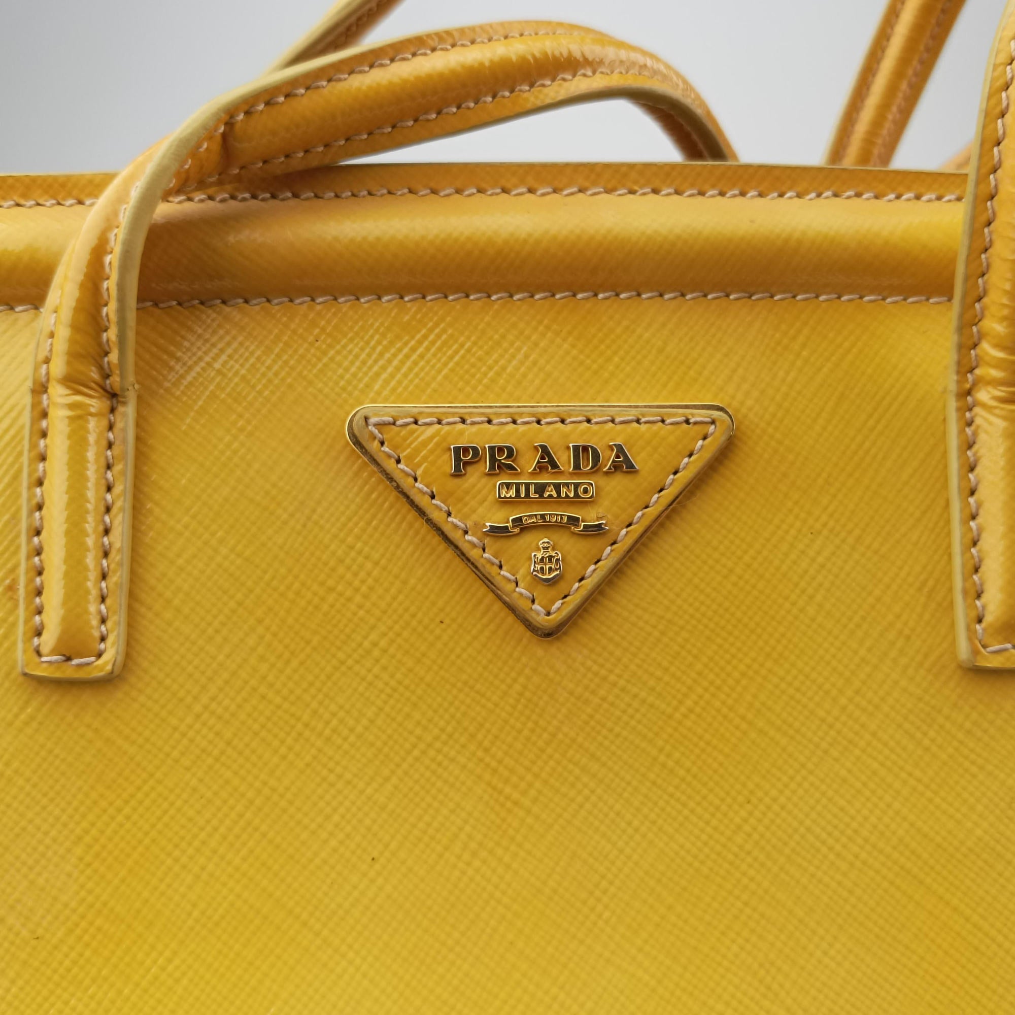 Pre-owned Prada Parabole Tote Yellow SAFFIANO Leather BN2411 shoulderbag | stylenewstar