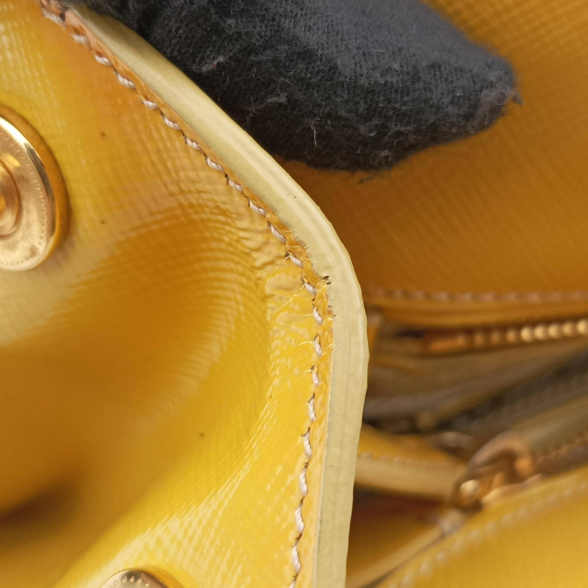 Pre-owned Prada Parabole Tote Yellow SAFFIANO Leather BN2411 shoulderbag | stylenewstar