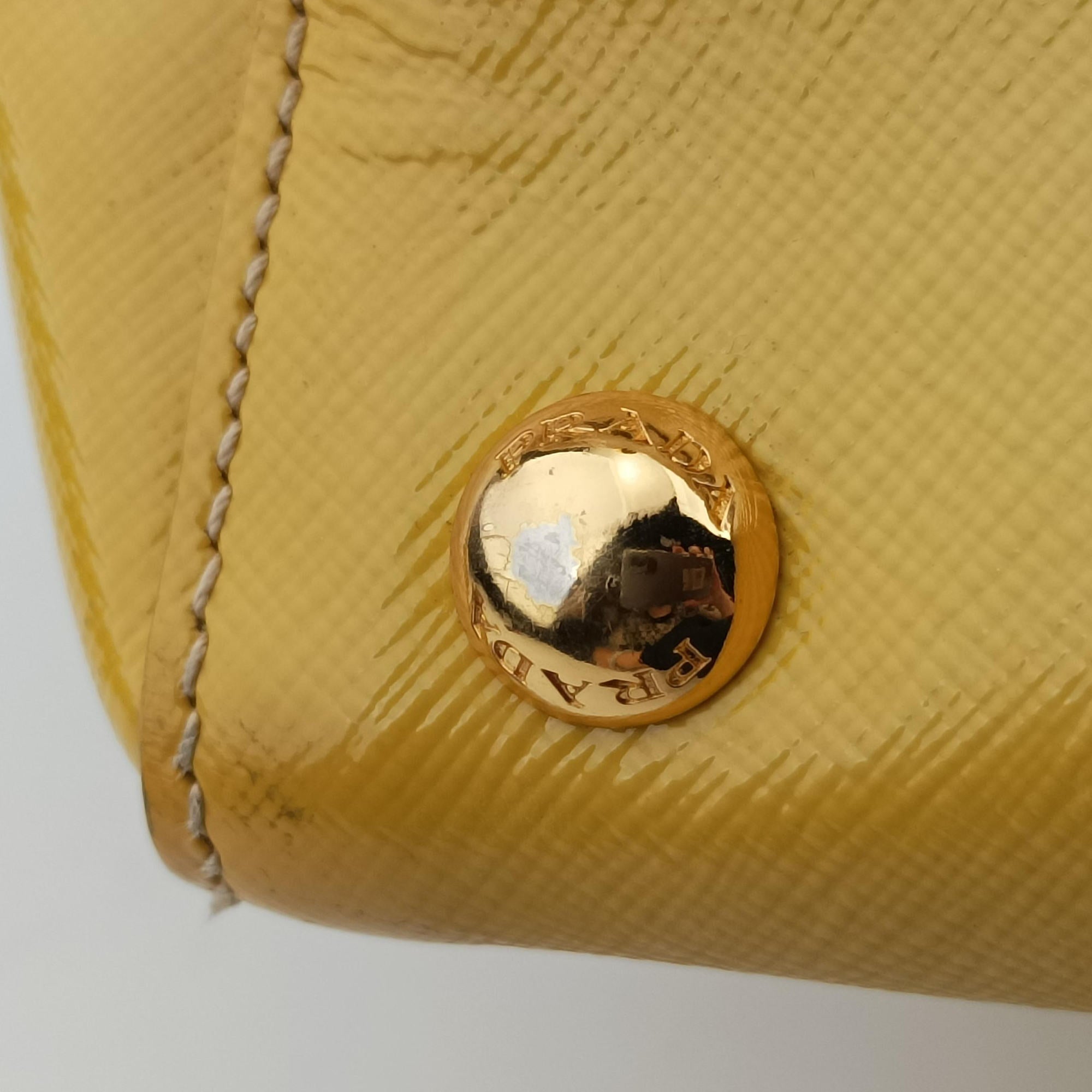 Pre-owned Prada Parabole Tote Yellow SAFFIANO Leather BN2411 shoulderbag | stylenewstar