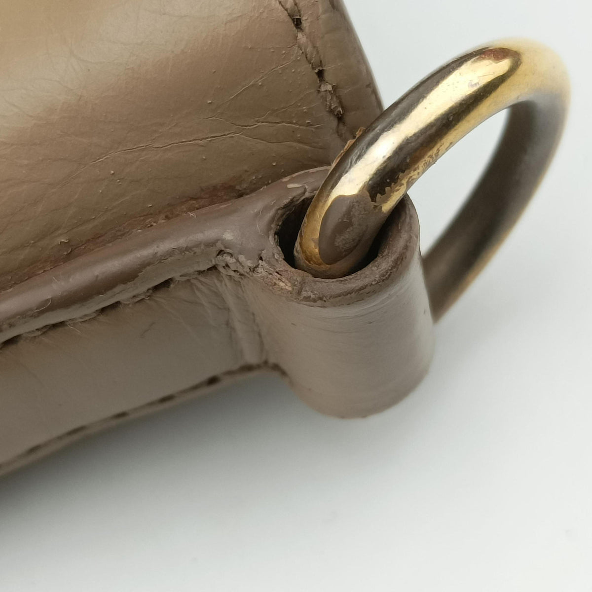 Pre-owned Prada Vitello Shine Argilla Beige Leather  shoulderbag | stylenewstar