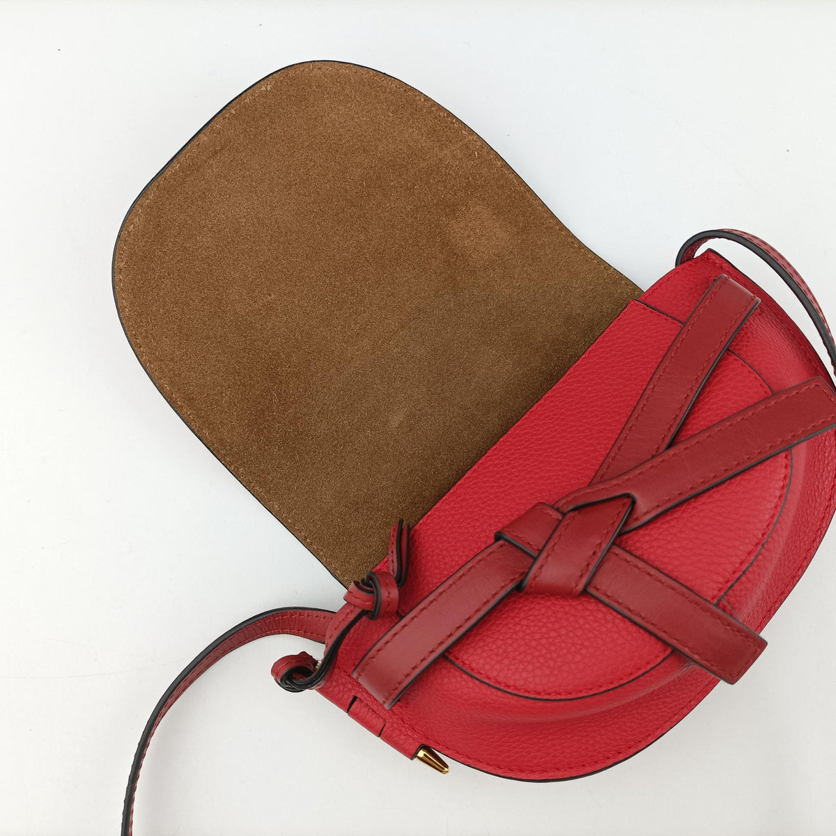 Pre-owned Loewe Gate Red Leather  shoulderbag | stylenewstar