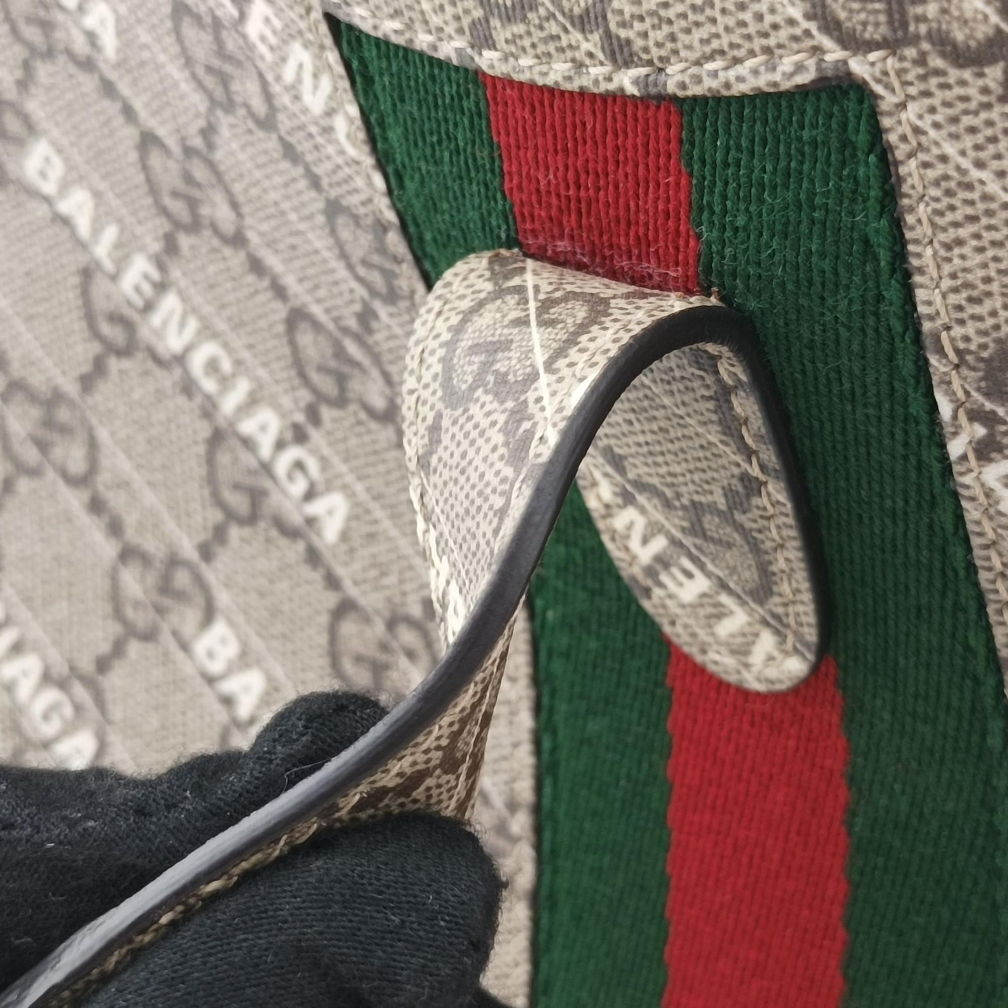 Pre-owned Gucci Balenciaga collaboration The Hacker Project Jackie 1961 beige×red×green PVC coated canvas 636706 shoulderbag | stylenewstar