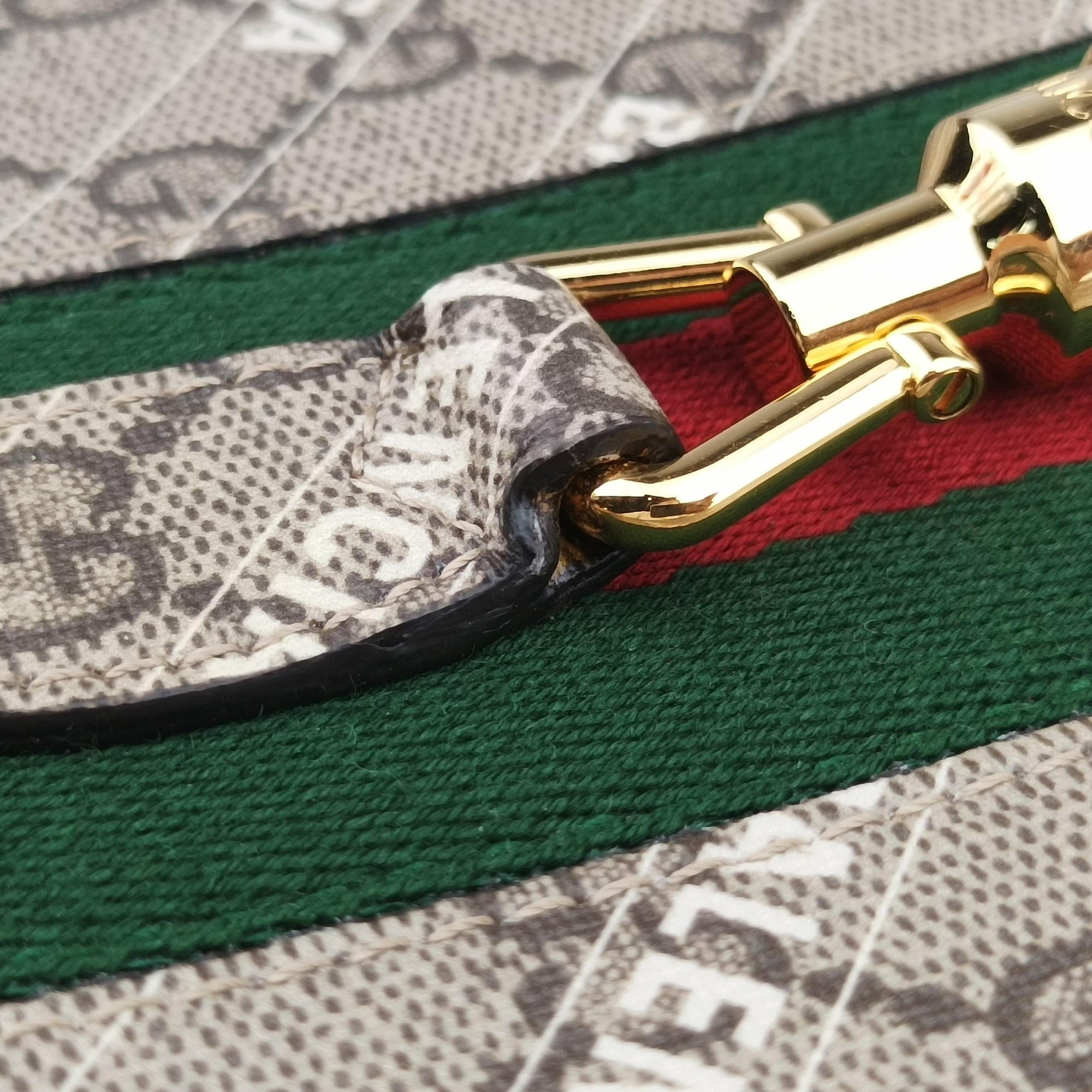 Pre-owned Gucci Balenciaga collaboration The Hacker Project Jackie 1961 beige×red×green PVC coated canvas 636706 shoulderbag | stylenewstar