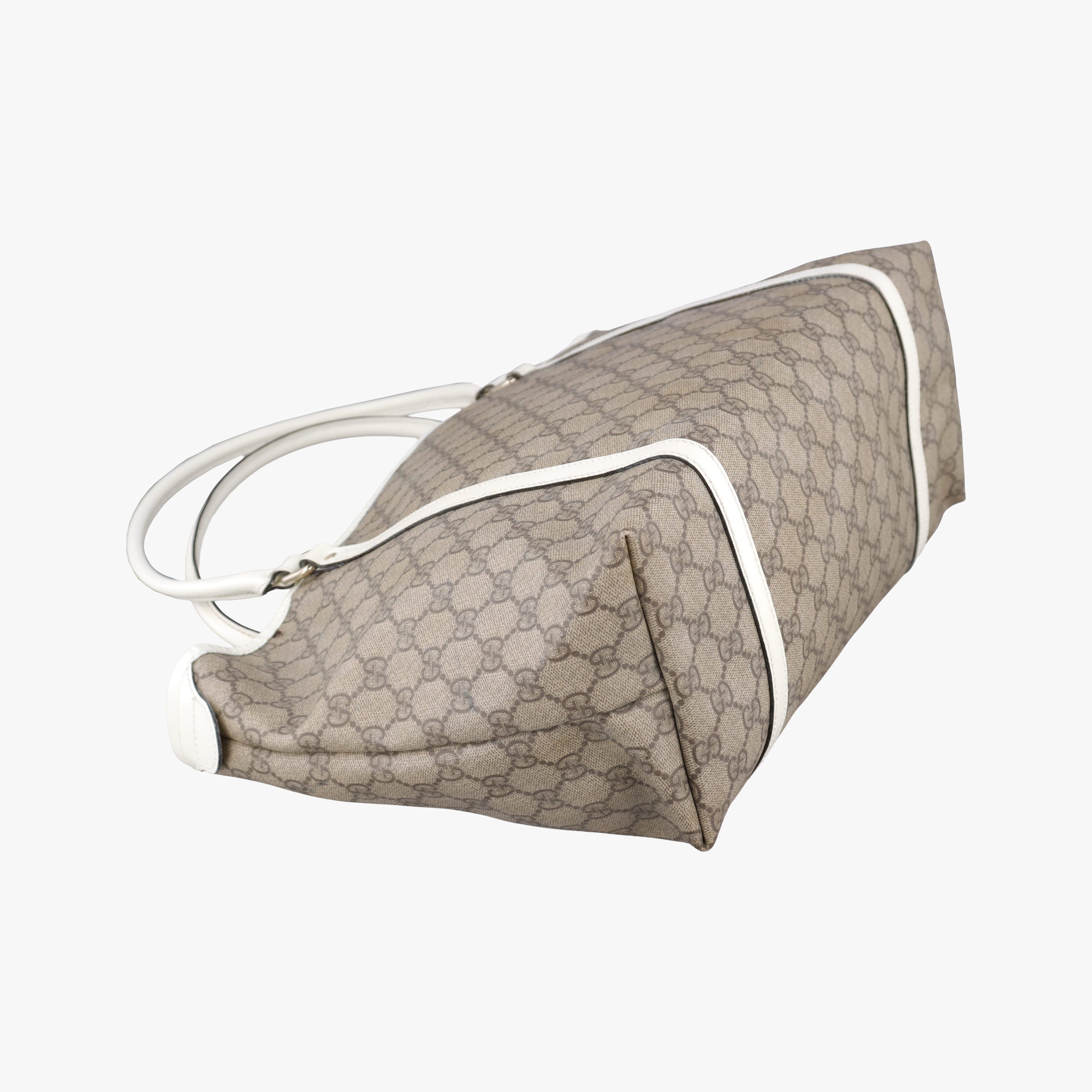 Vintage Gucci GG Supreme GG Plus heart flower beige×white PVC coated canvas×Leather 197953 handbag | stylenewstar