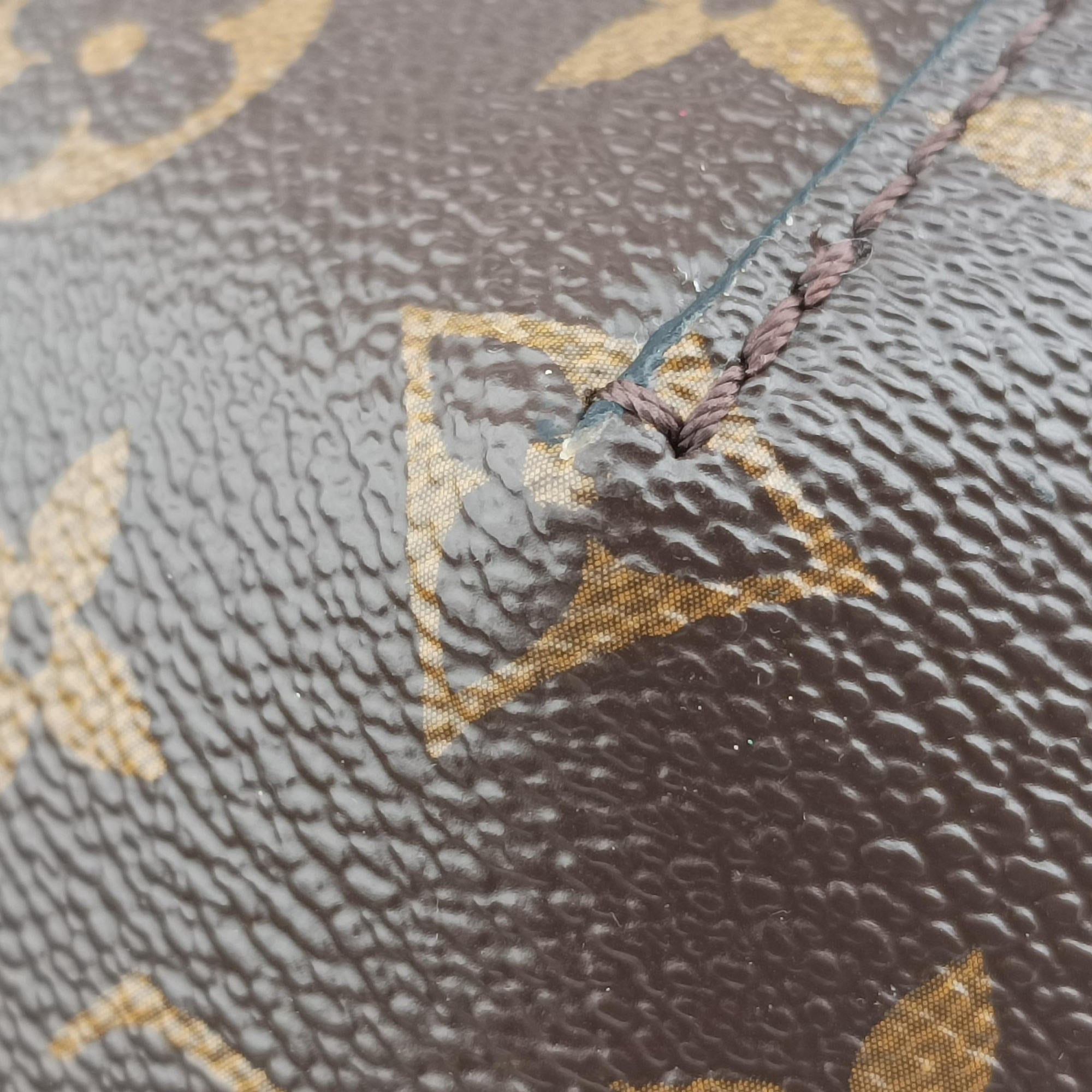 Pre-owned Louis Vuitton Toupie Marron Monogram Coated Canvas × Calfskin Leather M44592 clutchbag | stylenewstar