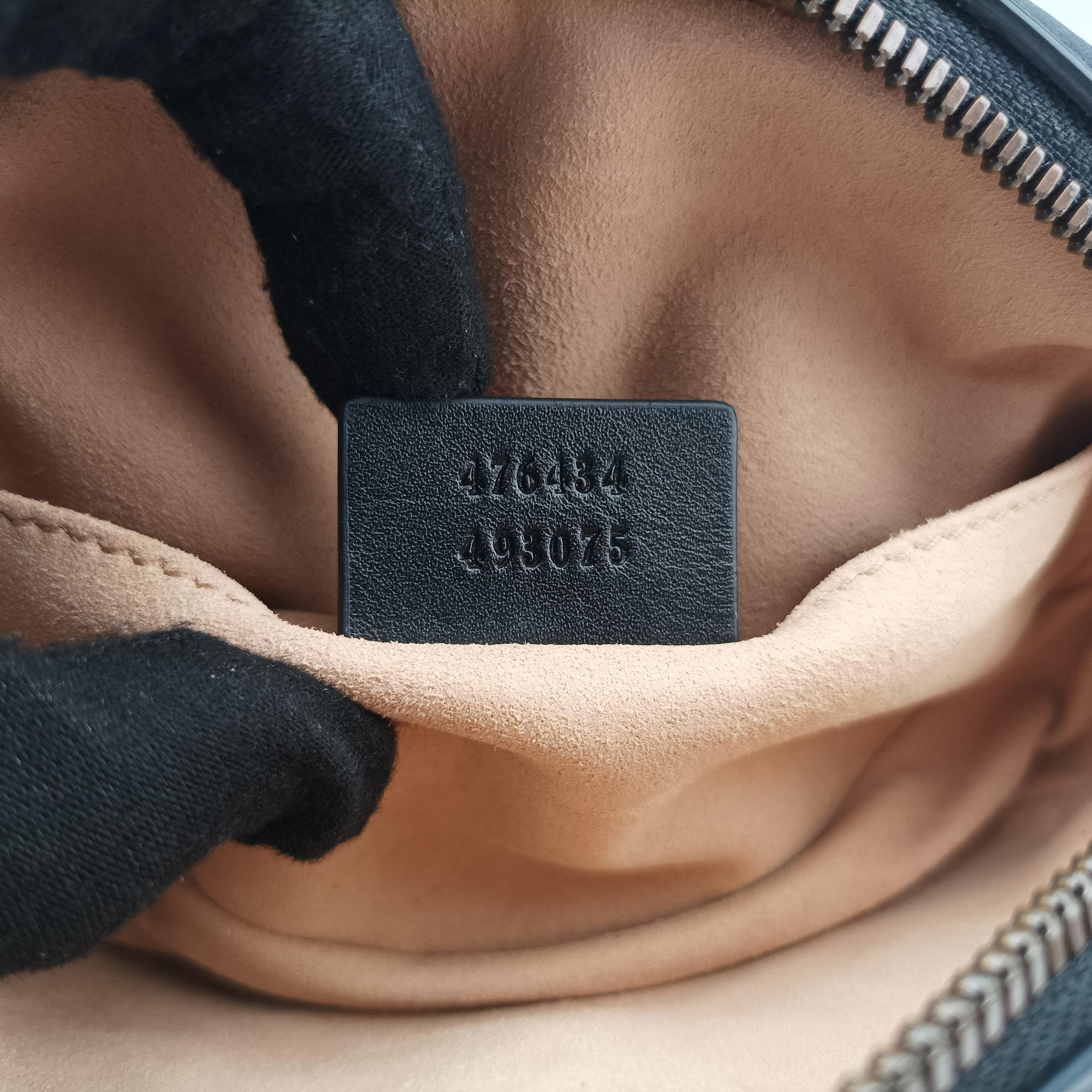 Pre-owned Gucci GG Marmont Black Leather 476434 bum bag/waist bag | stylenewstar