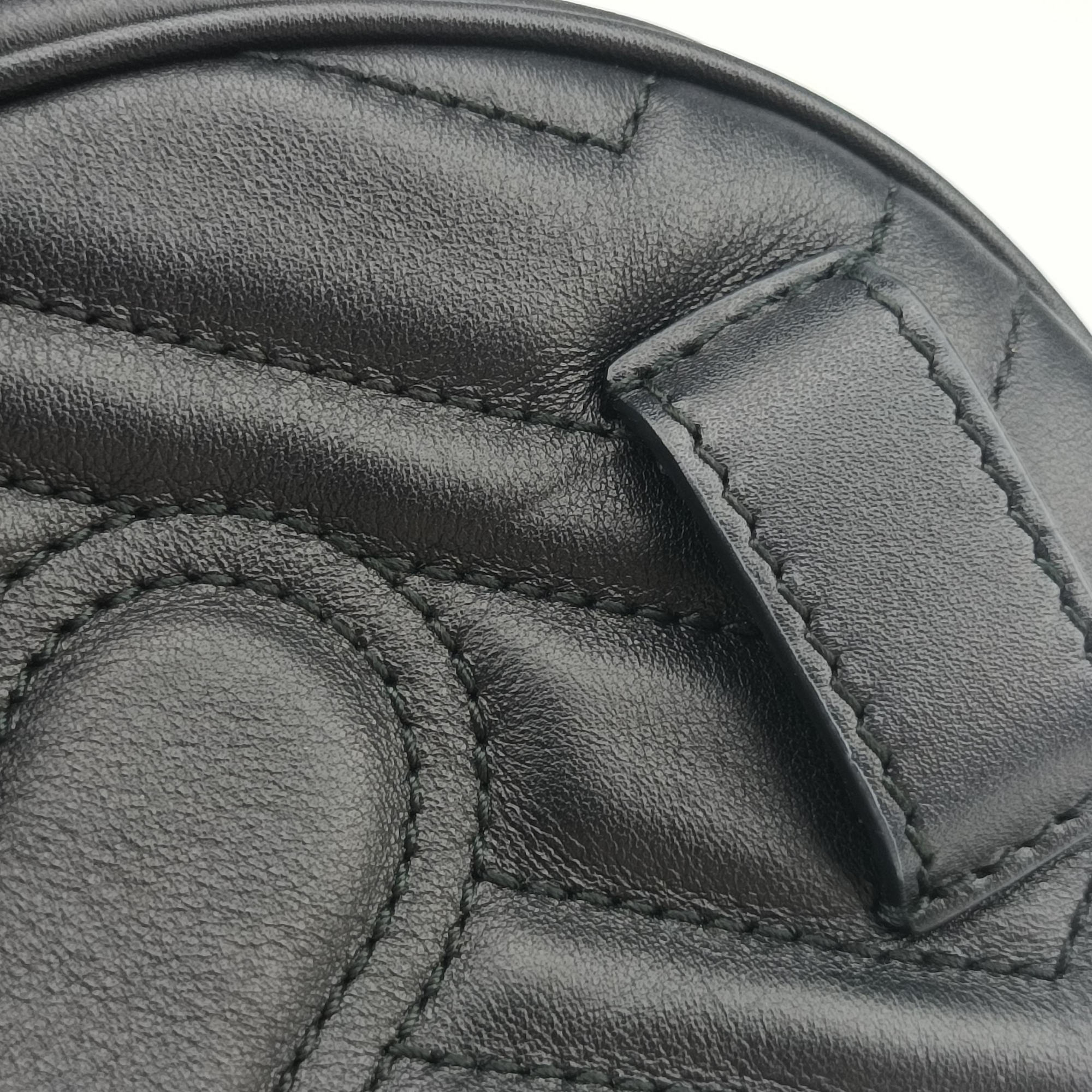 Pre-owned Gucci GG Marmont Black Leather 476434 bum bag/waist bag | stylenewstar