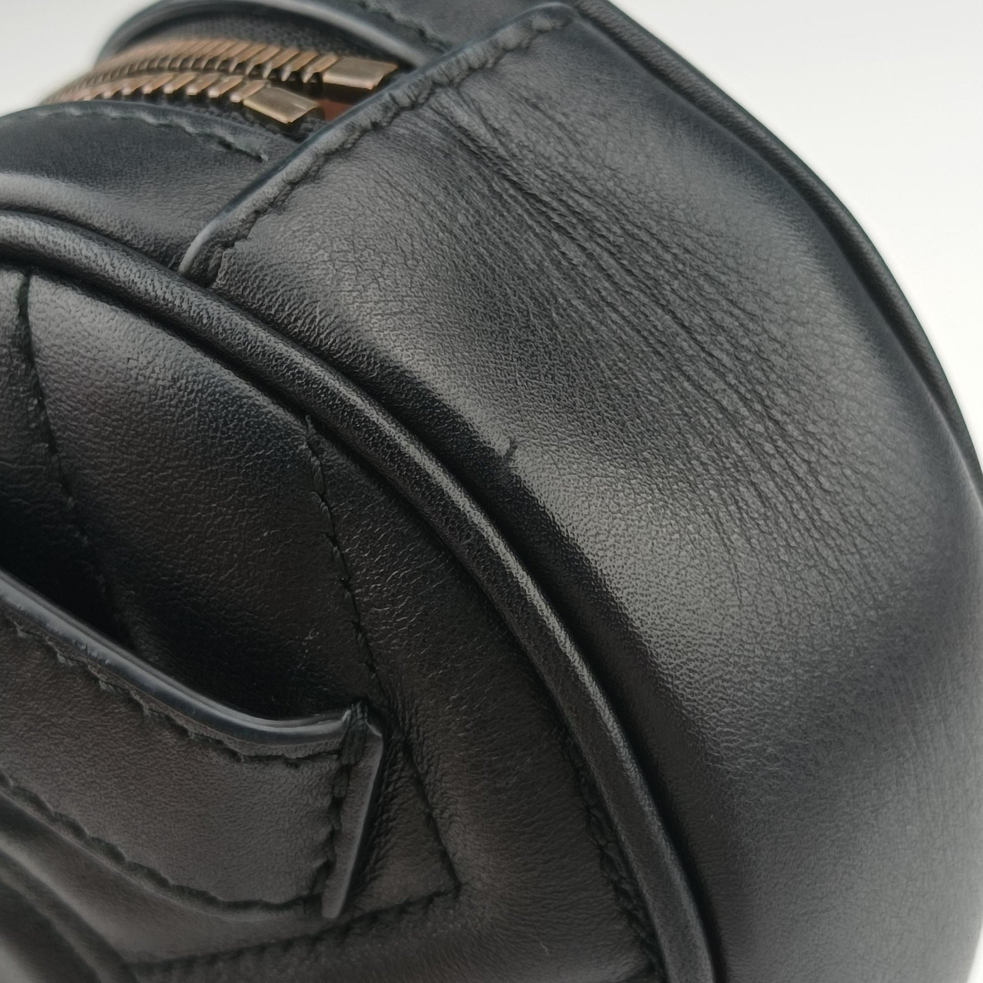 Pre-owned Gucci GG Marmont Black Leather 476434 bum bag/waist bag | stylenewstar