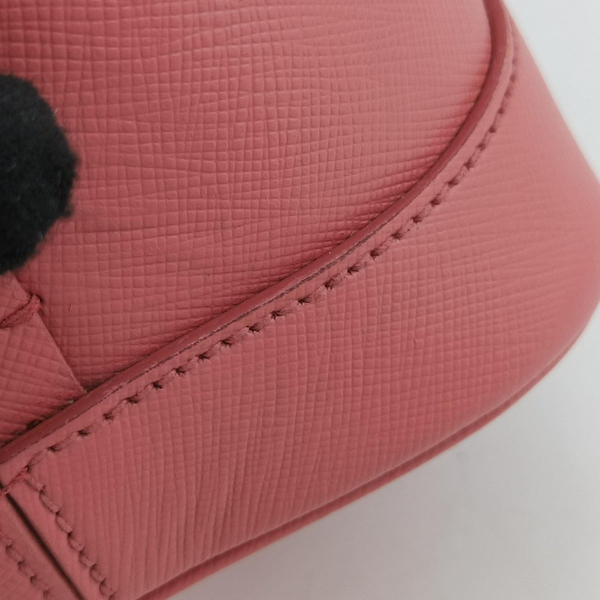 Vintage Prada Promenade Pink SAFFIANO Leather BN2558 shoulderbag | stylenewstar