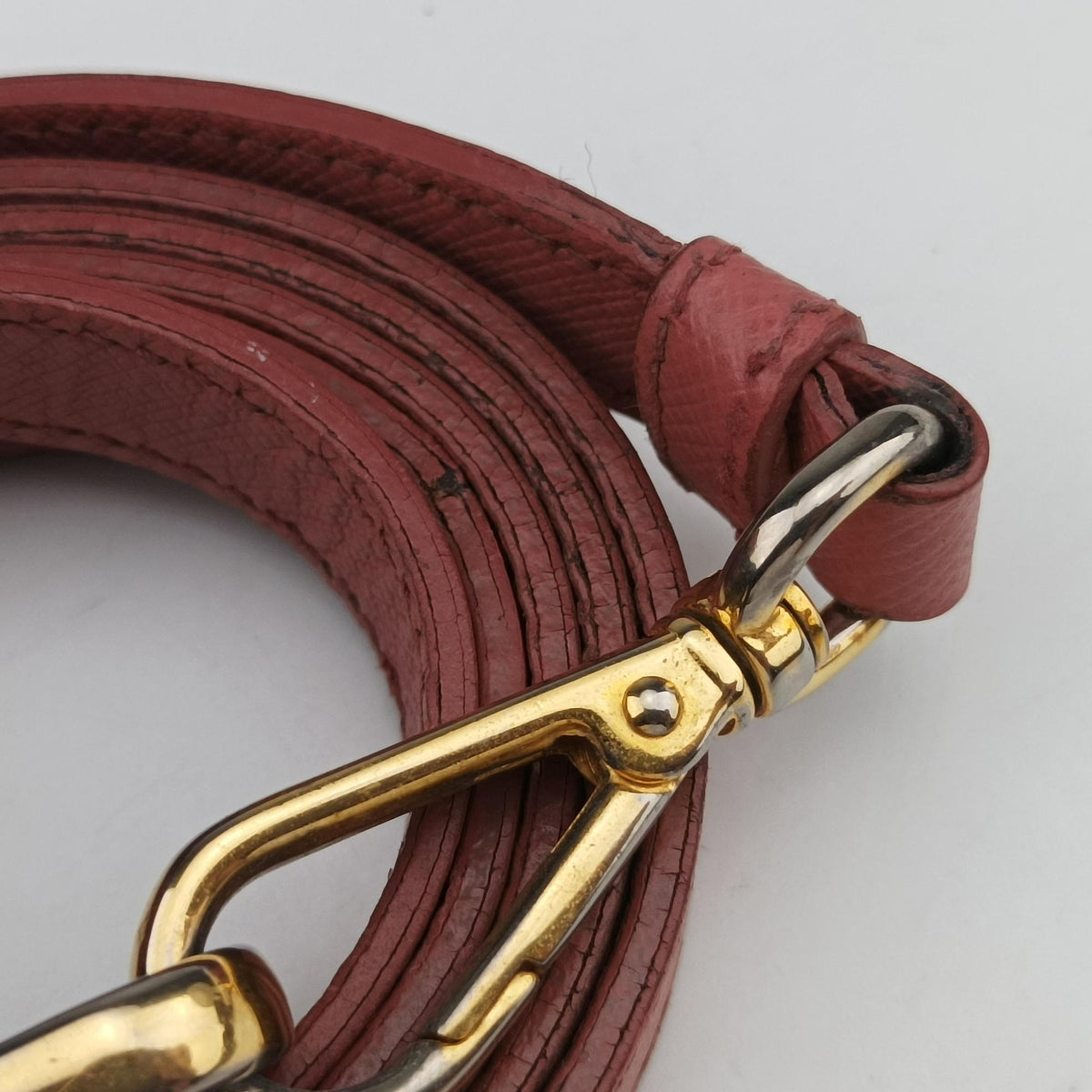 Vintage Prada Promenade Pink SAFFIANO Leather BN2558 shoulderbag | stylenewstar