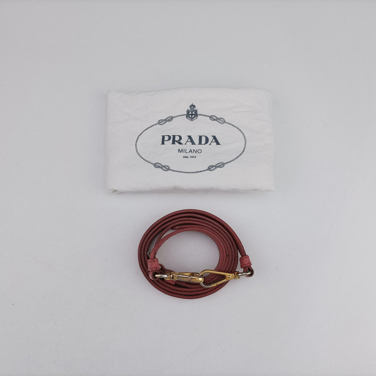 Vintage Prada Promenade Pink SAFFIANO Leather BN2558 shoulderbag | stylenewstar