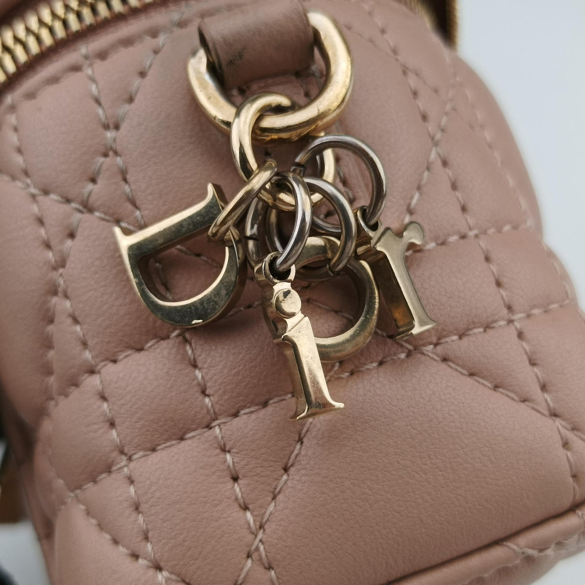 Secondhand Christian Dior Lady Dior micro vanity Pink lambskin  shoulderbag | stylenewstar