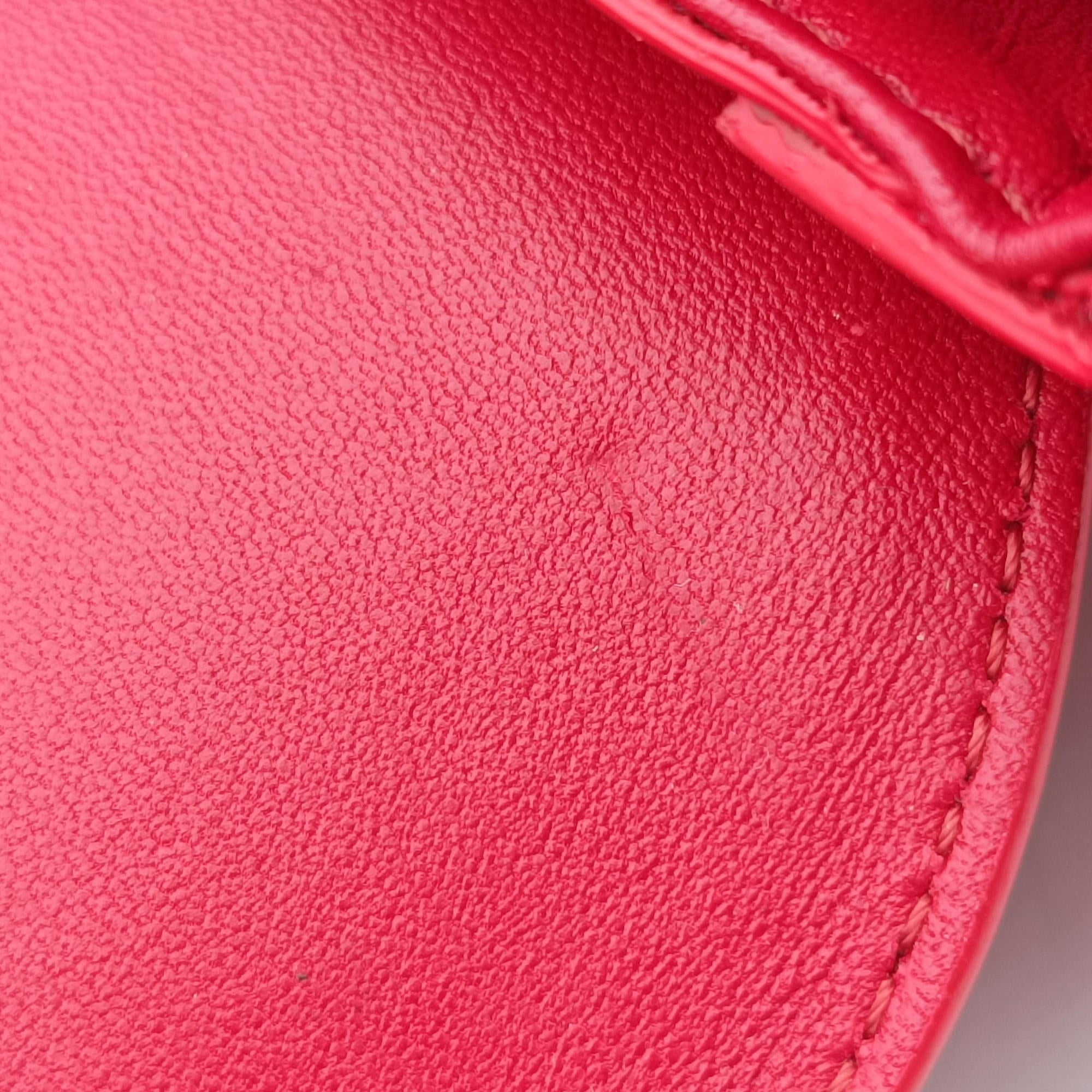 Secondhand Celine Small Besace 16 Red Leather  shoulderbag | stylenewstar