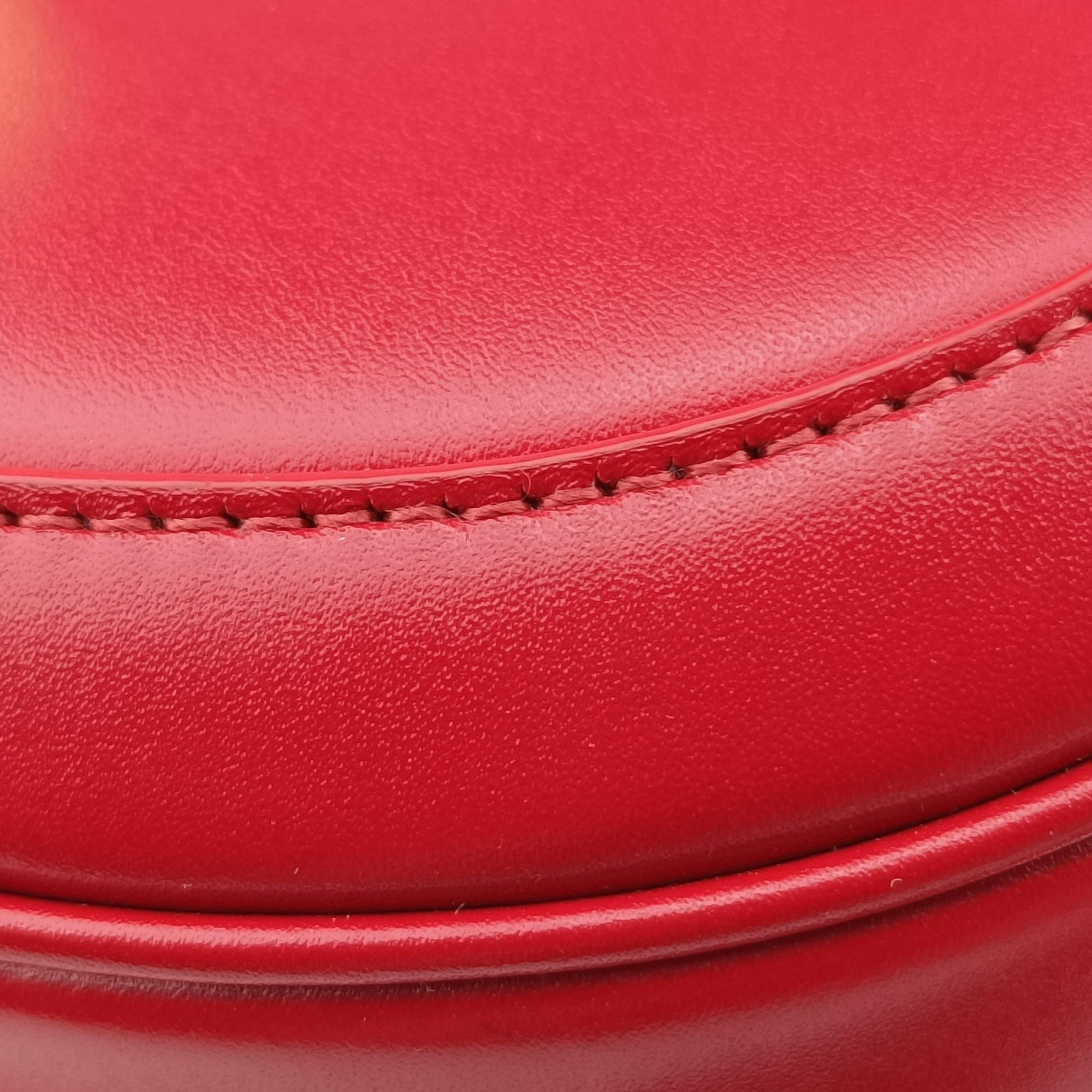 Secondhand Celine Small Besace 16 Red Leather  shoulderbag | stylenewstar
