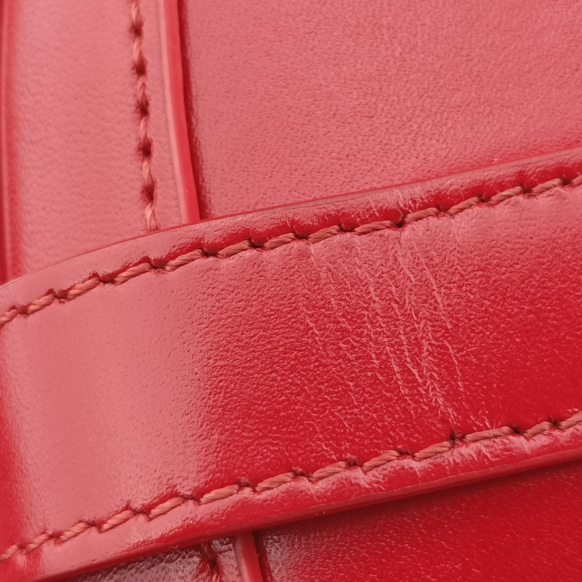 Secondhand Celine Small Besace 16 Red Leather  shoulderbag | stylenewstar