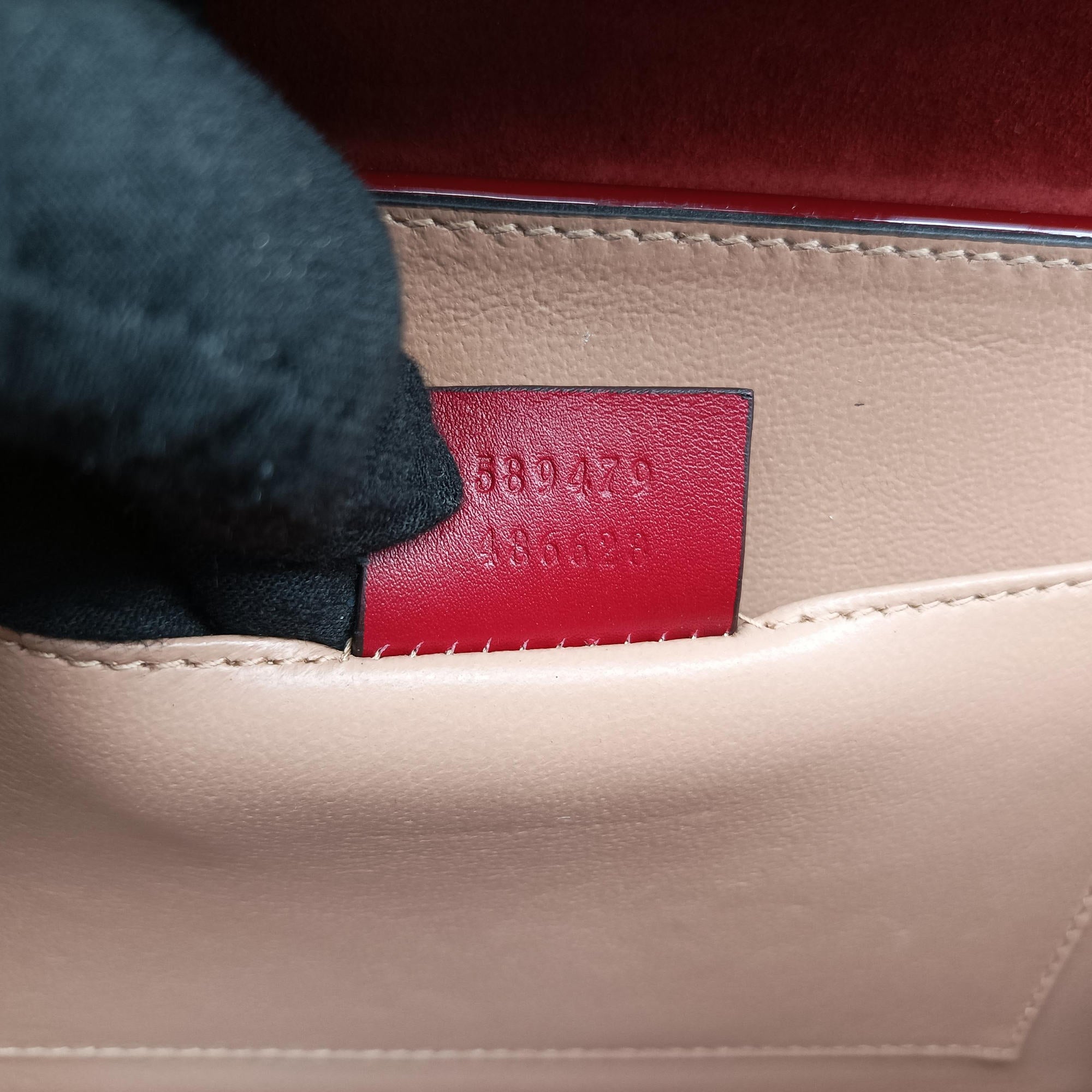 Pre-owned Gucci Sylvie Red Patent Leather 589479 shoulderbag | stylenewstar