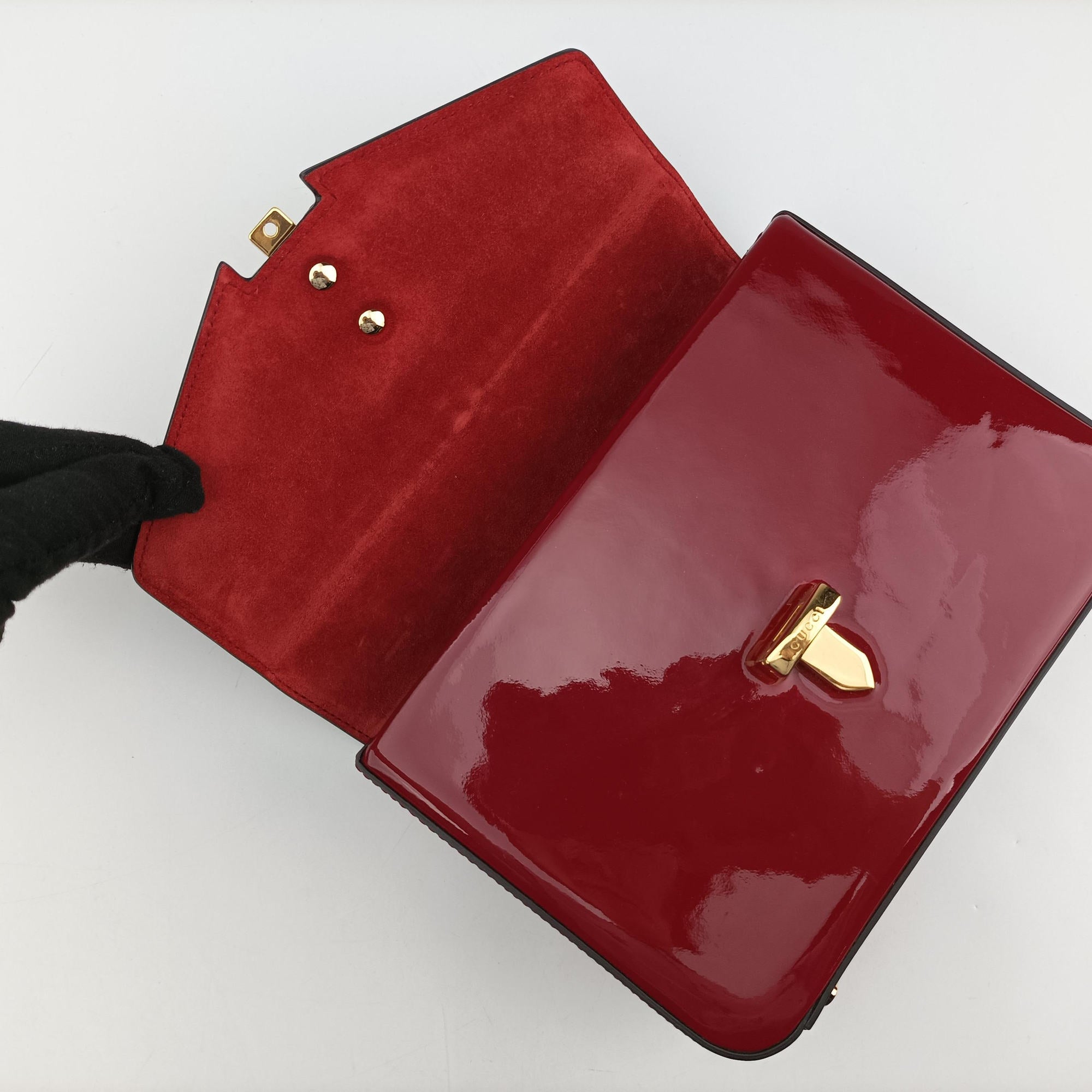 Pre-owned Gucci Sylvie Red Patent Leather 589479 shoulderbag | stylenewstar