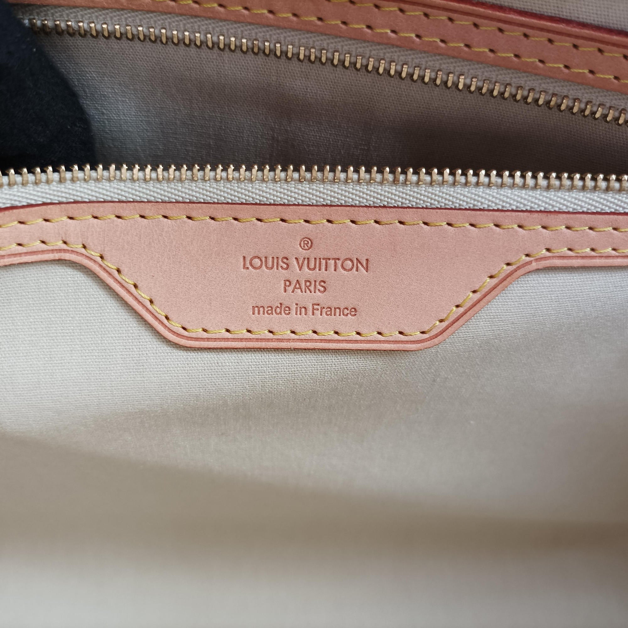 Vintage Louis Vuitton Brea MM Dunne Vernis M90180 shoulderbag | stylenewstar