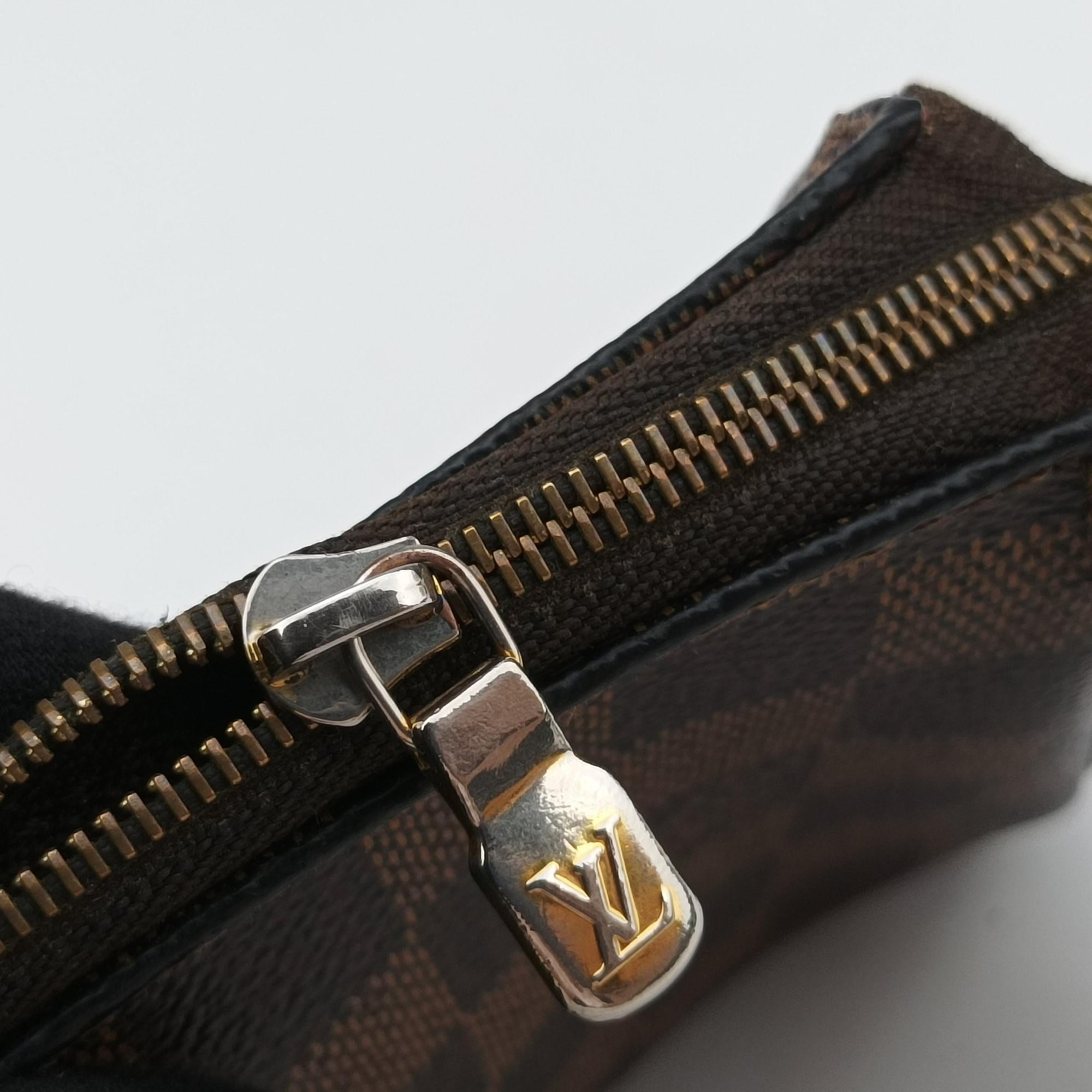Pre-owned Louis Vuitton EVA EBENE Damier Canvas N55213 shoulderbag | stylenewstar